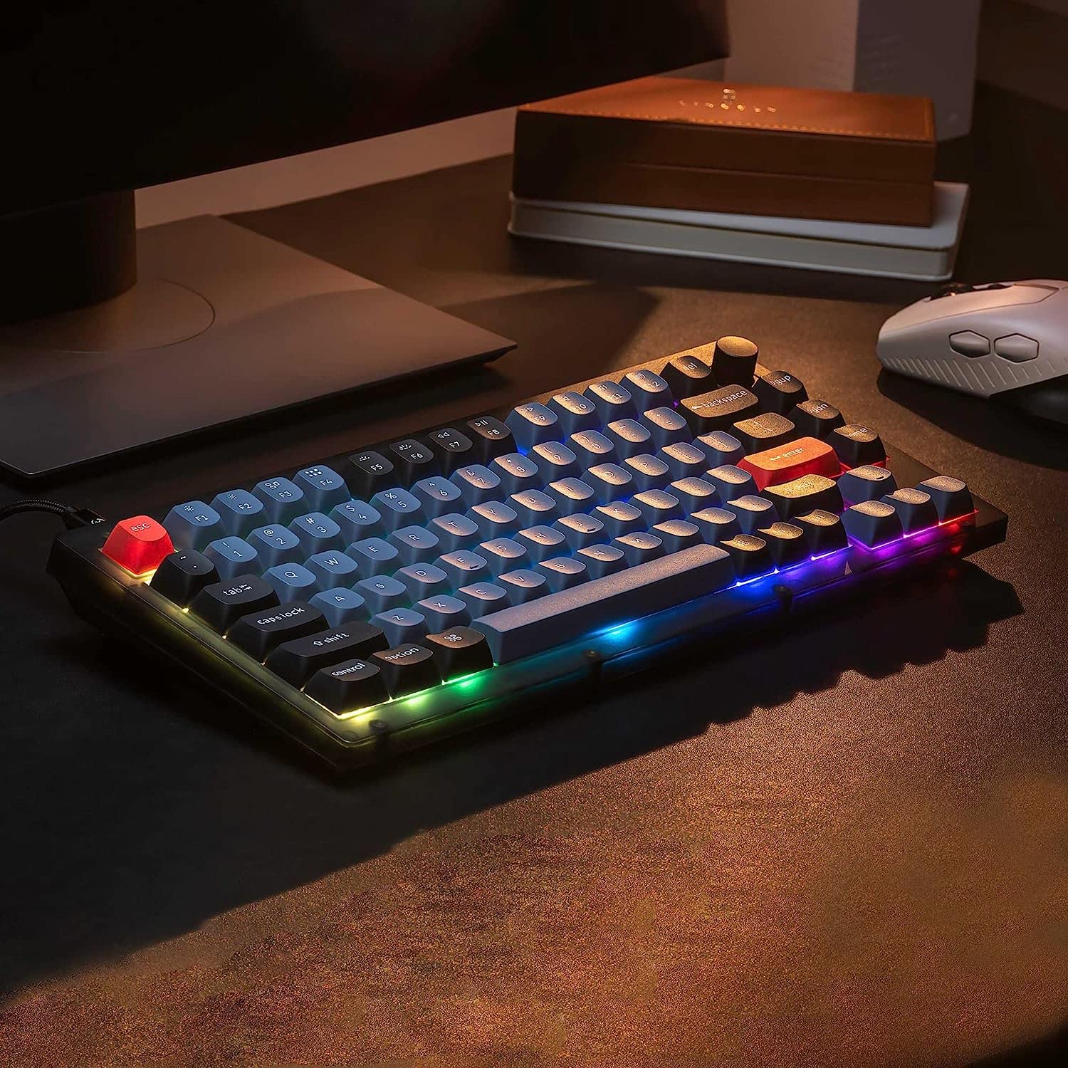 Keychron V1 ISO-FR-Layout Clavier mécanique Filaire Custom Knob Version, 75% Layout QMK/Via Programmable, K Pro Red Switch remplaçable à Chaud, pour Mac Windows Linux (Frosted Black)