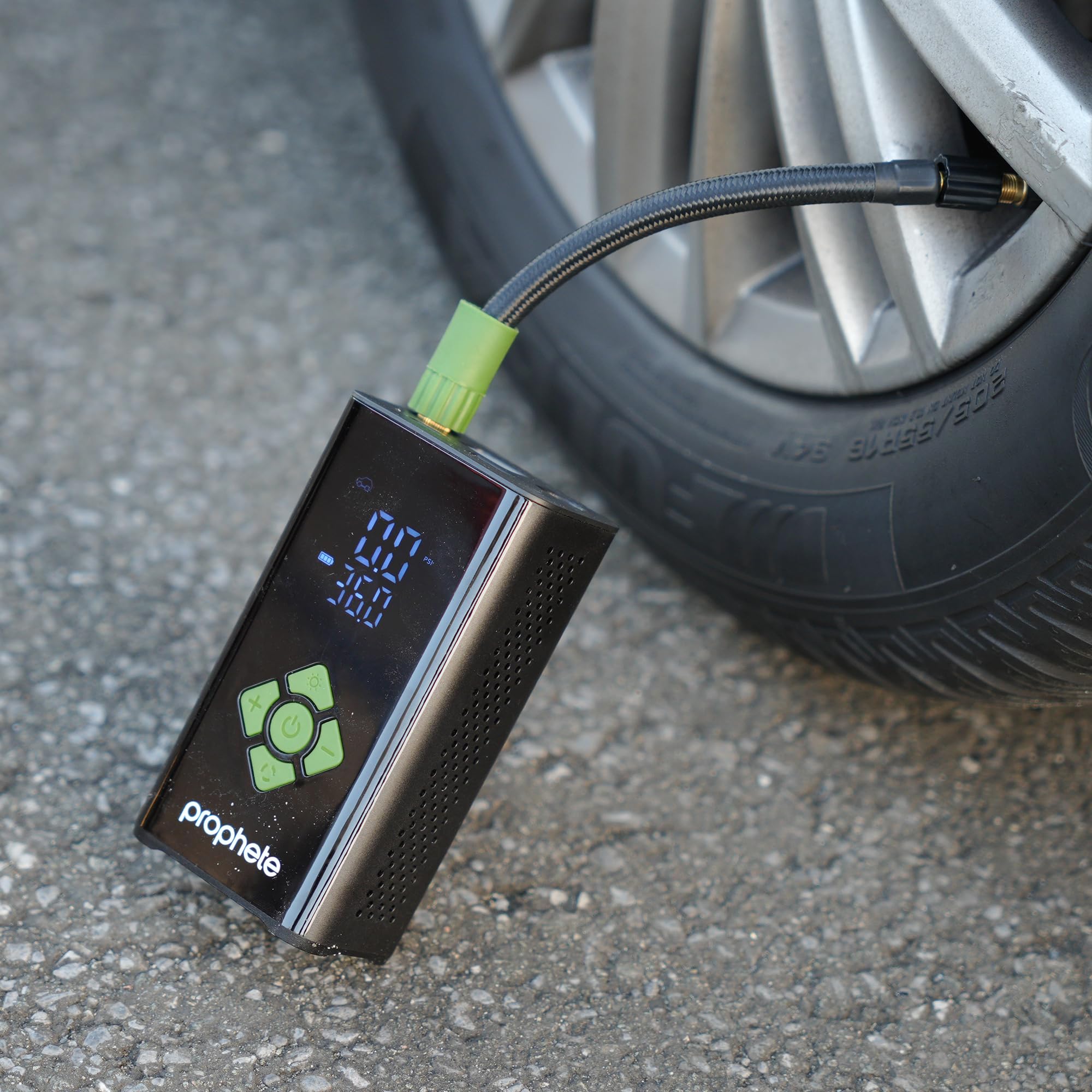 Prophete Elektrische Akkupumpe – kompakte Luftpumpe für Fahrradreifen, Bälle & Luftmatratzen – 4000 mAh Akku, 8,3 bar Maximaldruck, LED-Licht & Powerbank-Funktion, inkl. Adapter & USB-C Ladekabel