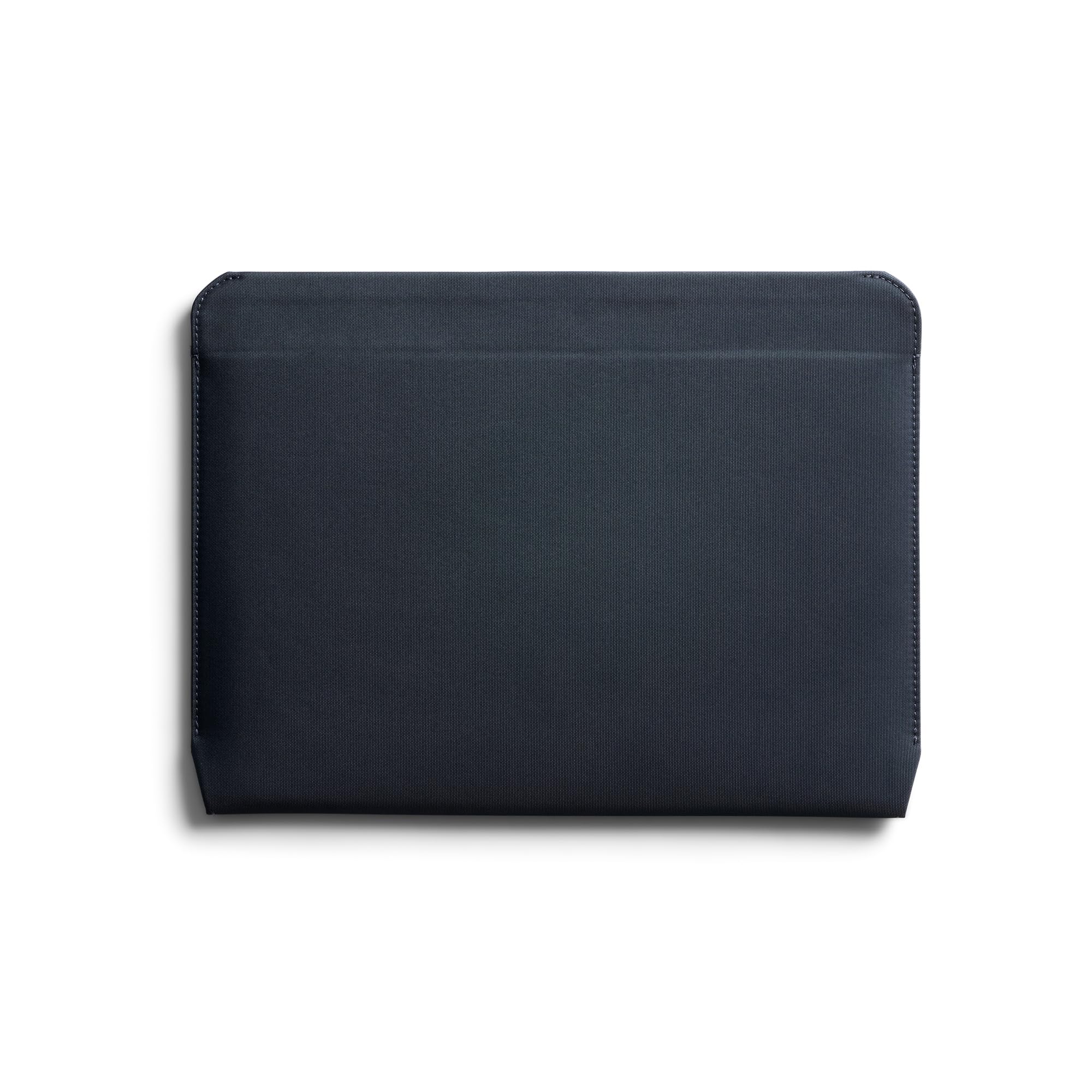 Bellroy Laptop Sleeve, Funda Protectora 16 Pulgadas para MacBook - Nightsky | Funda protectora slim con cierre magnético para portátil de 16 pulgadas o MacBook