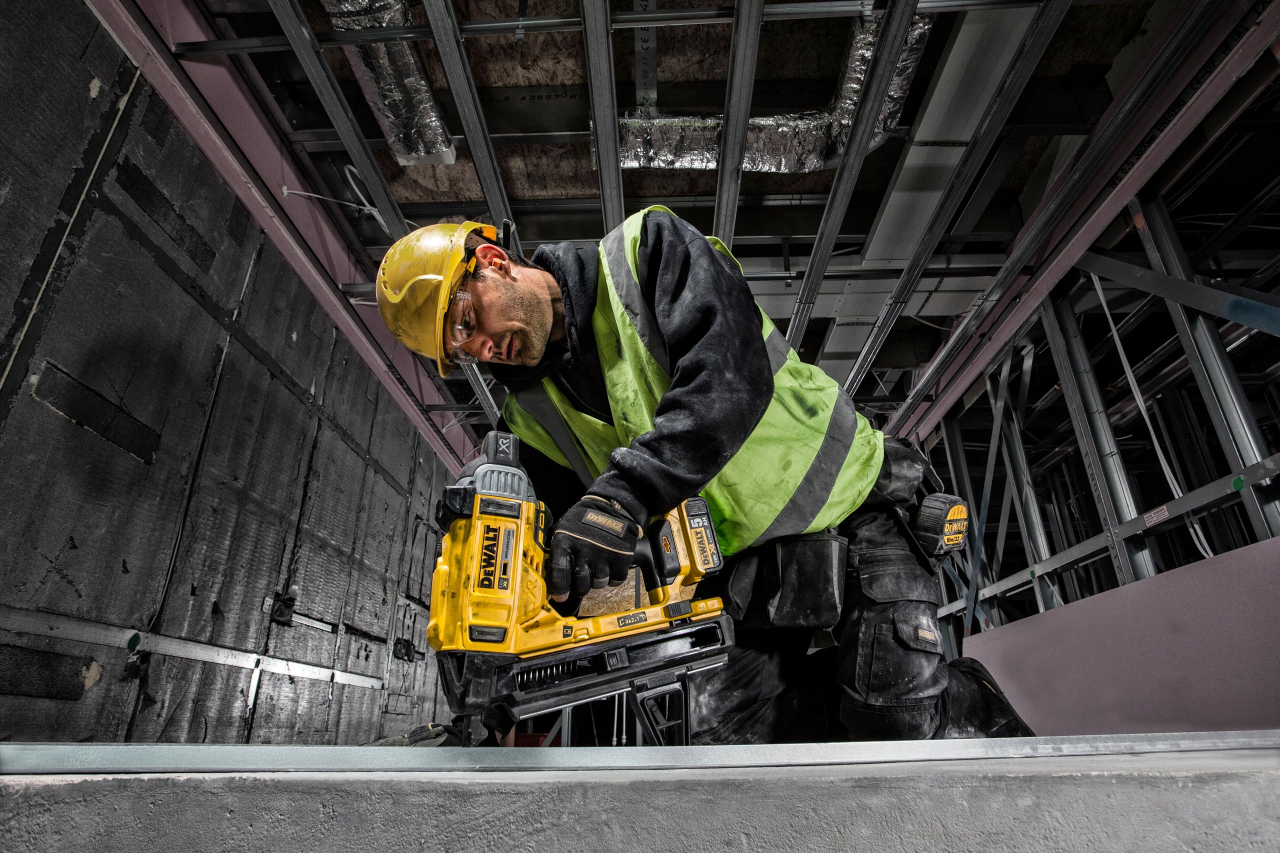DEWALT Nowoczesny Clavos do dcn890 (2.6mm x 35mm) dla profesjonalistów i majsterkowiczów do pracy profesjonalnej 2.6mm 35mm
