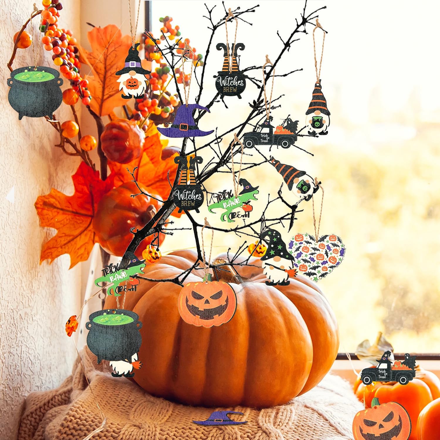 Amazon.co.jp: 30個 ハロウィン木製吊り下げオーナメント マルチカラー