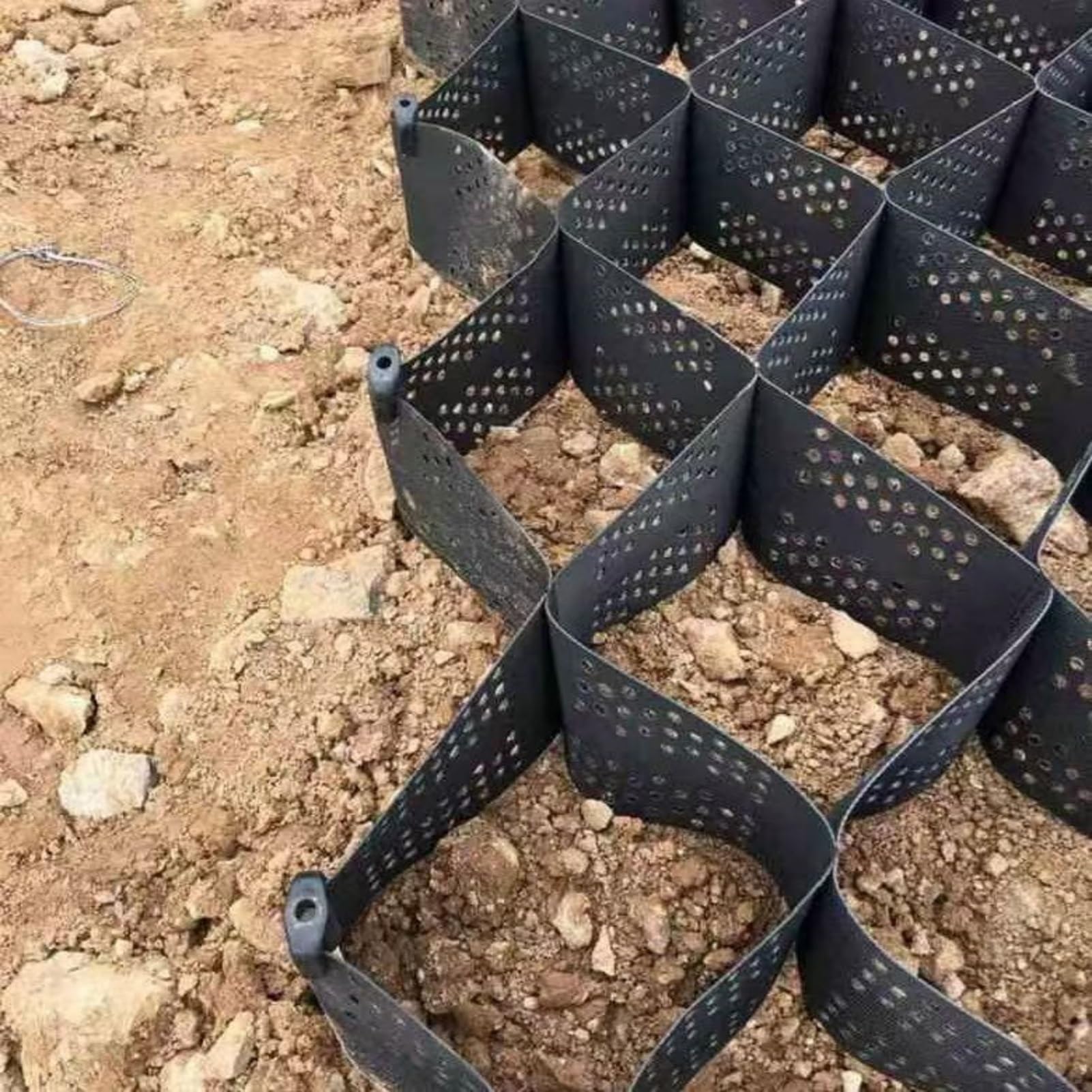 Rejilla estabilizadora de Grava en Forma de Panal de Alto Rendimiento de 30 x 30 cm para Patios, Caminos y senderos Inclinados - Refuerzo de Suelo de Alta Resistencia (6 m x 9 m, 20 pies x 2