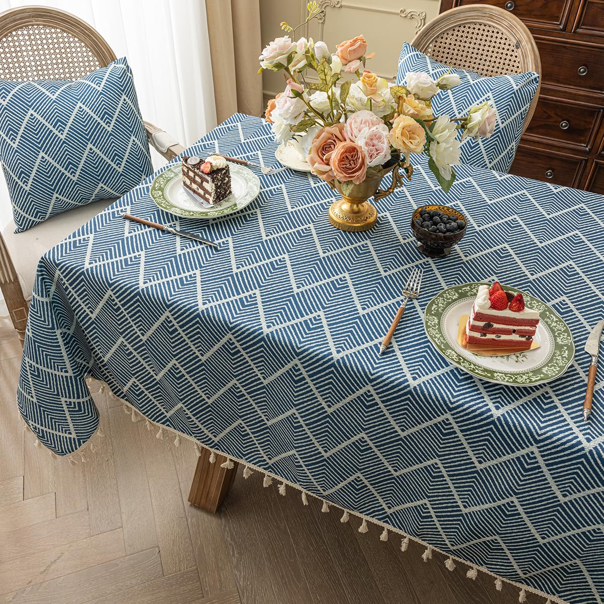 Amazon｜SXYITEテーブルクロス 撥水 北欧 table cloth 長方形 無地