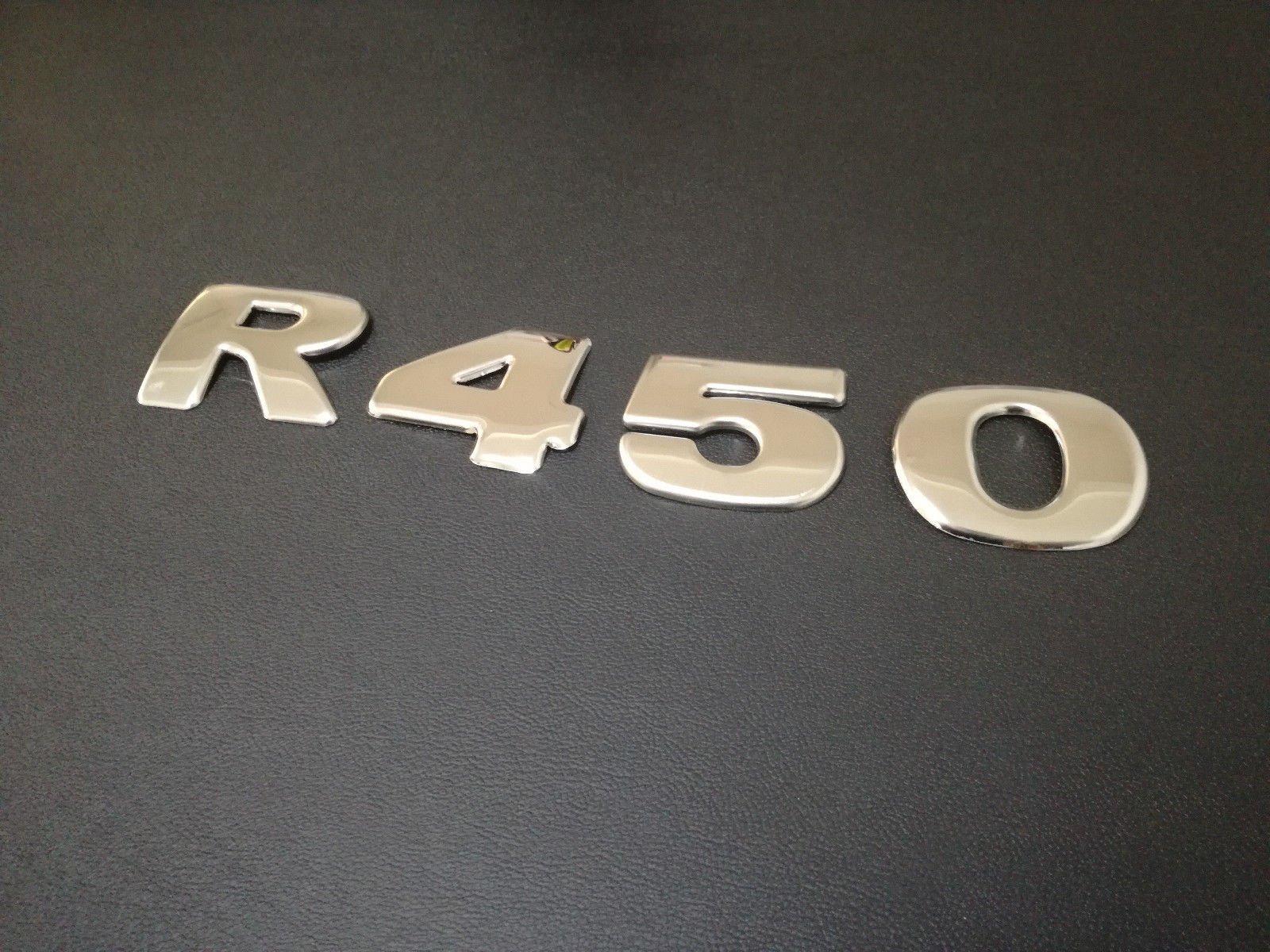 SCANIA R SERIES stal nierdzewna chrom 'R 450' polerowana osłona numeryczna grill model odznaka