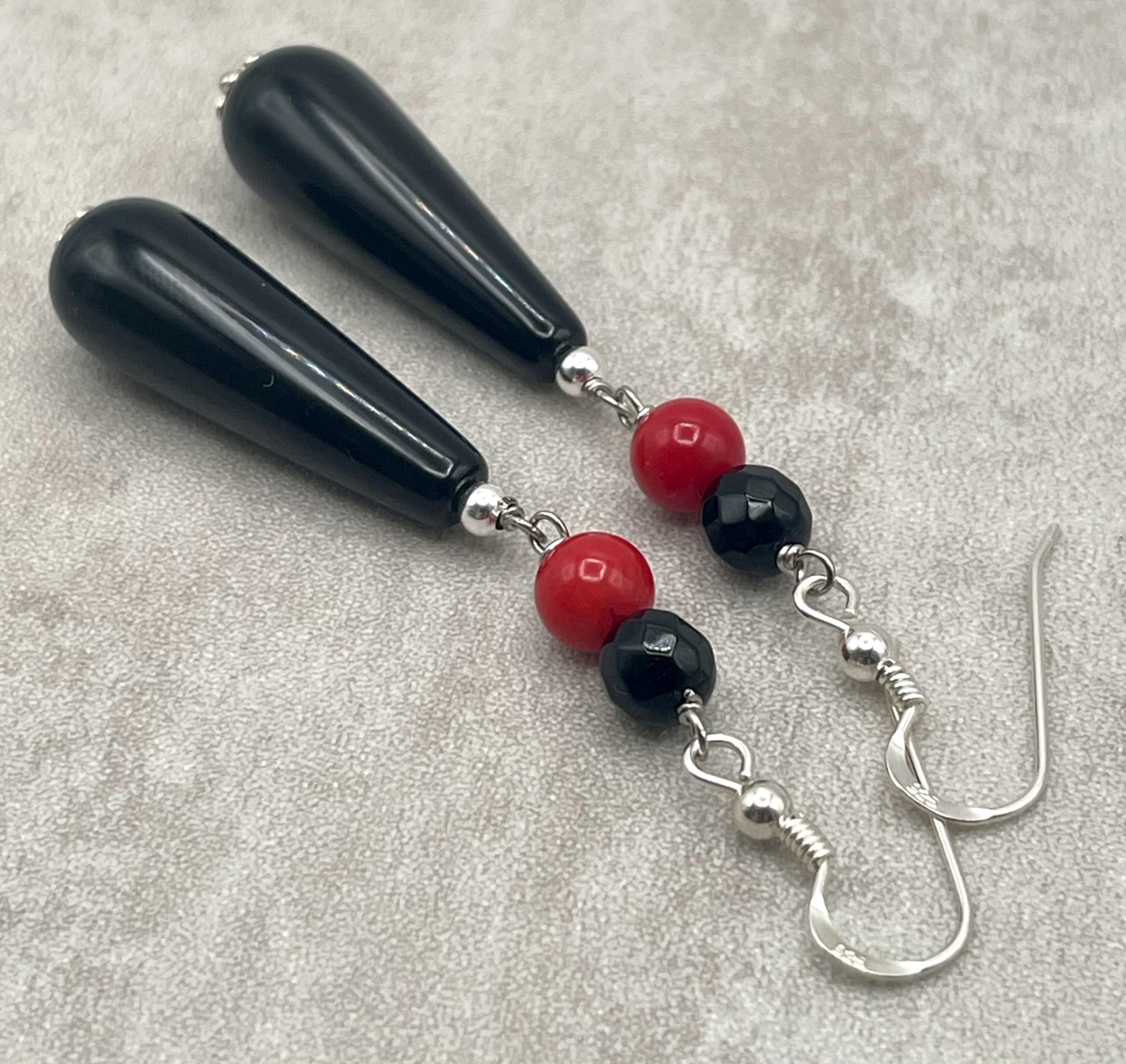 Orecchini in Onice Nero e Corallo Rosso, Pendenti Lunghi in Argento 925, Gioielli Pietre Dure, Bijoux Artigianali, Regalo per Lei