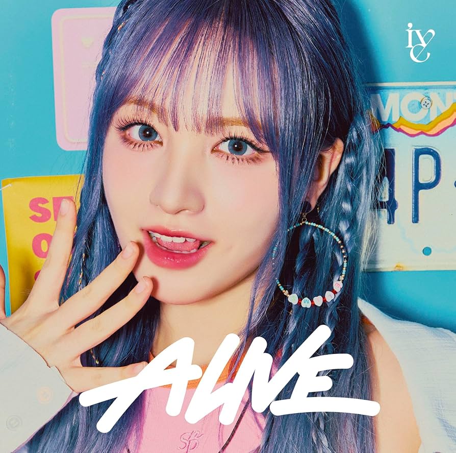 Amazon.co.jp: ALIVE (メンバーソロジャケット盤) (LIZ ver