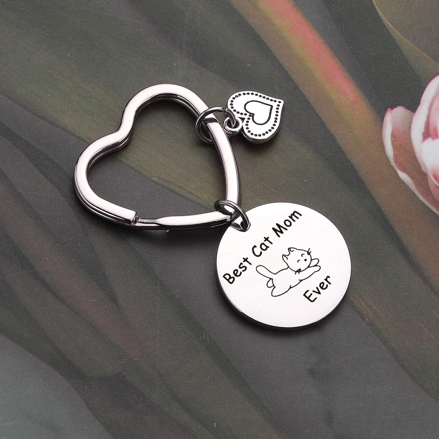 JIUSHUN Cat Mom Keychain - Veterinarian and Pet Lover Jewelry for Cat Person