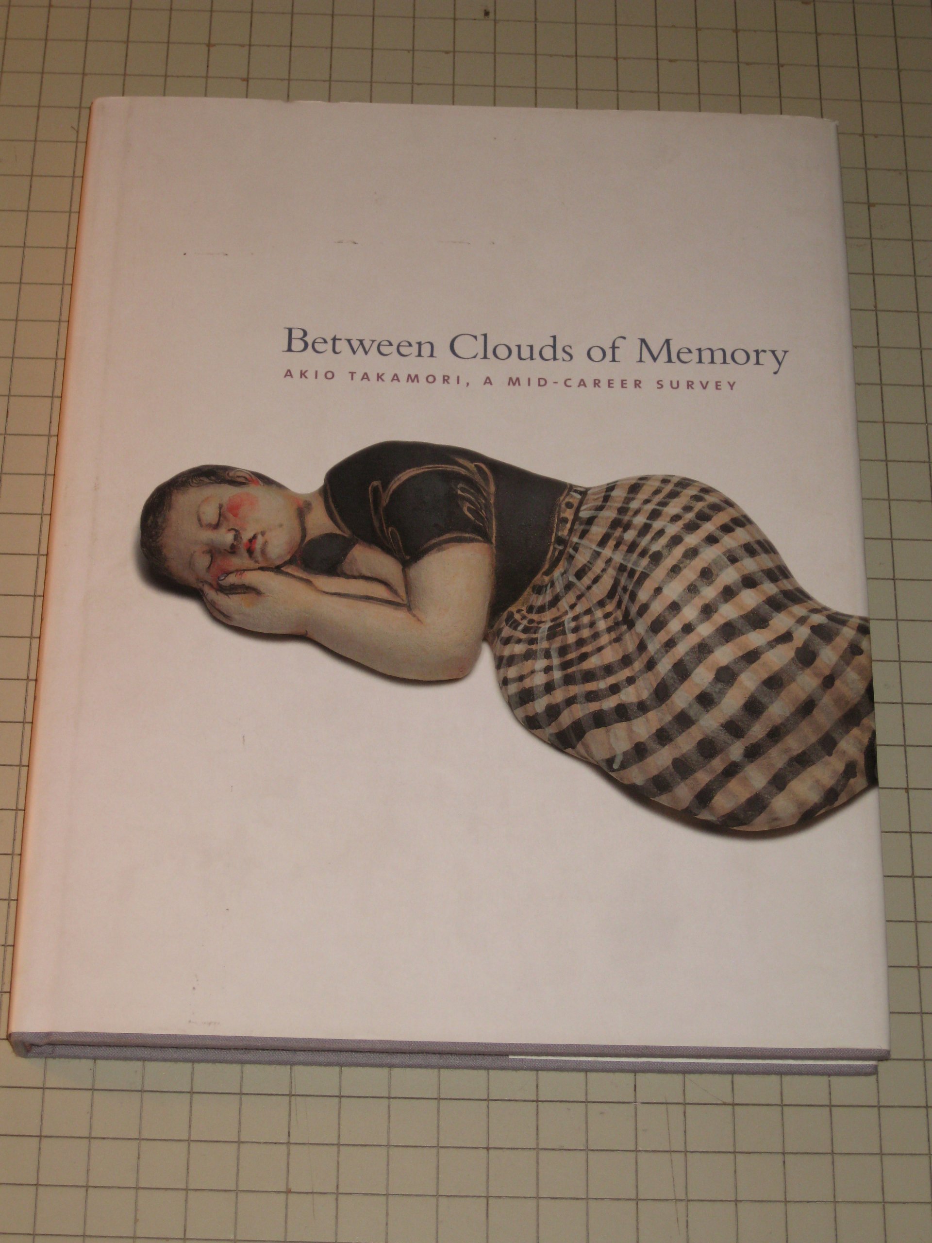 Akio Takamori Between Clouds of Memory livre d'art céramique contemporaine
