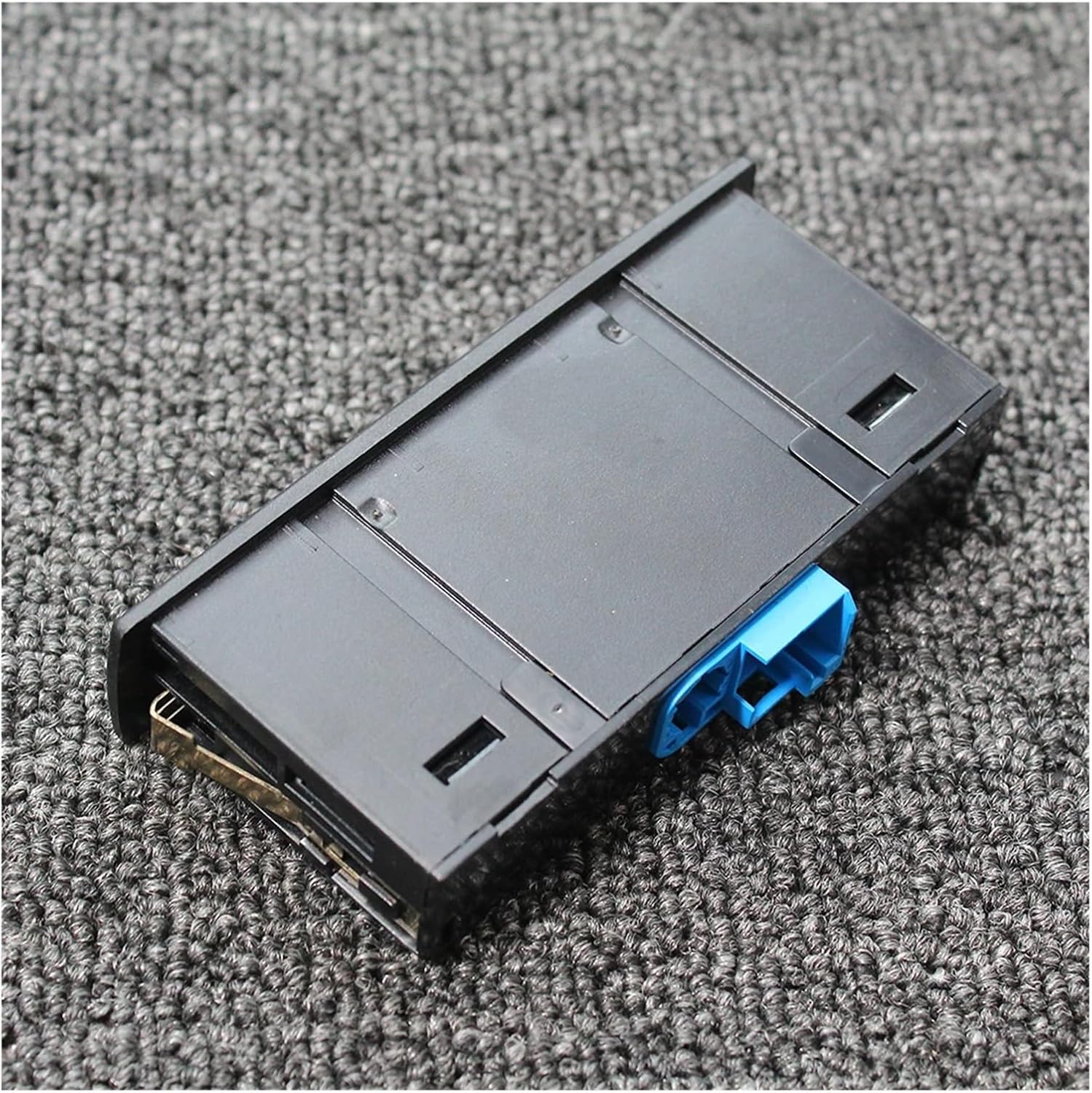 Dashboard USB Sockets A1728202826, Compatible With Mercedes Benz C200 C260 C300 E300 GLA200 USB Hub Integrated Line Interface