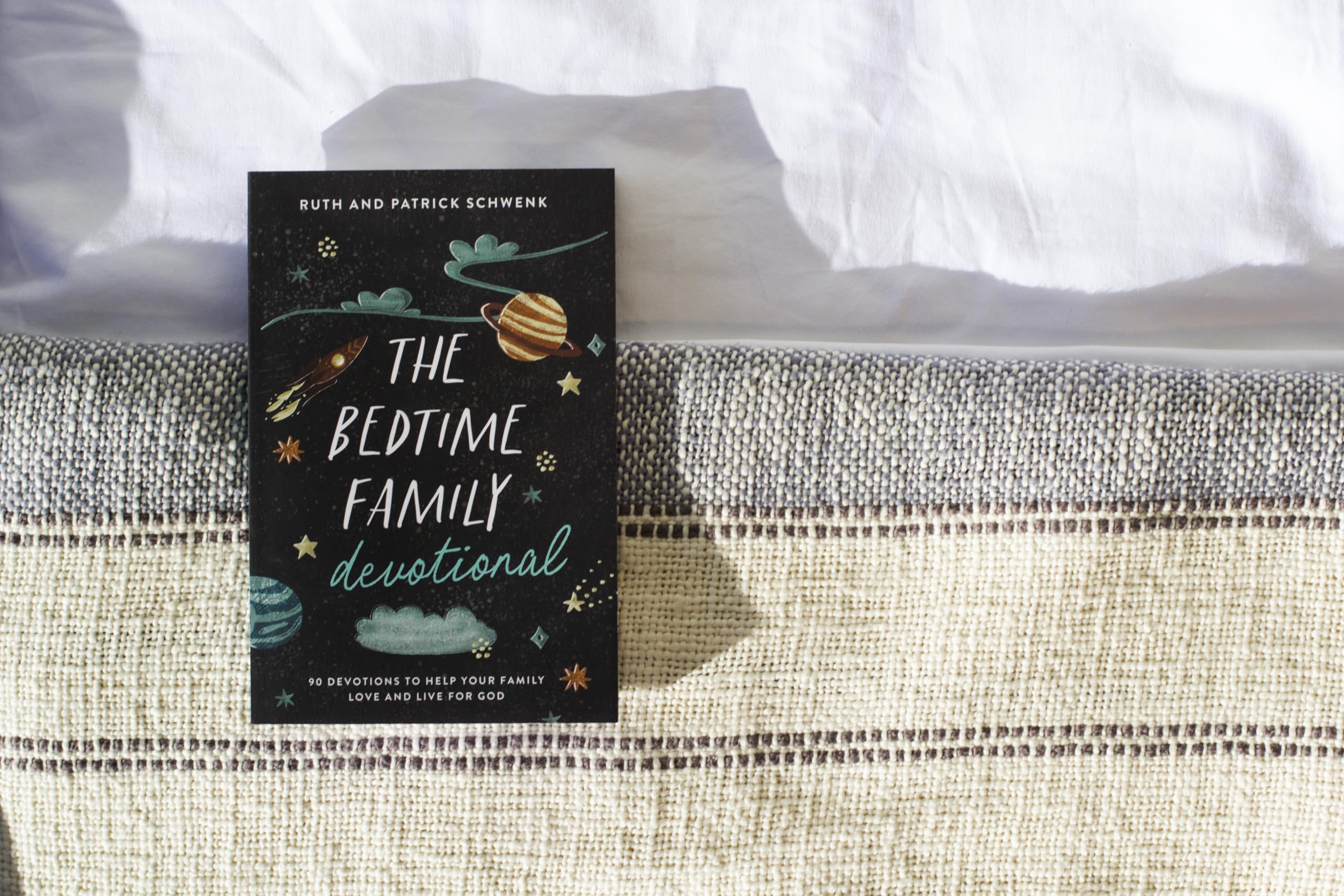 Bedtime Family Devotional: 90 Devotions to Help Your Family Love and Live for God - Image 7