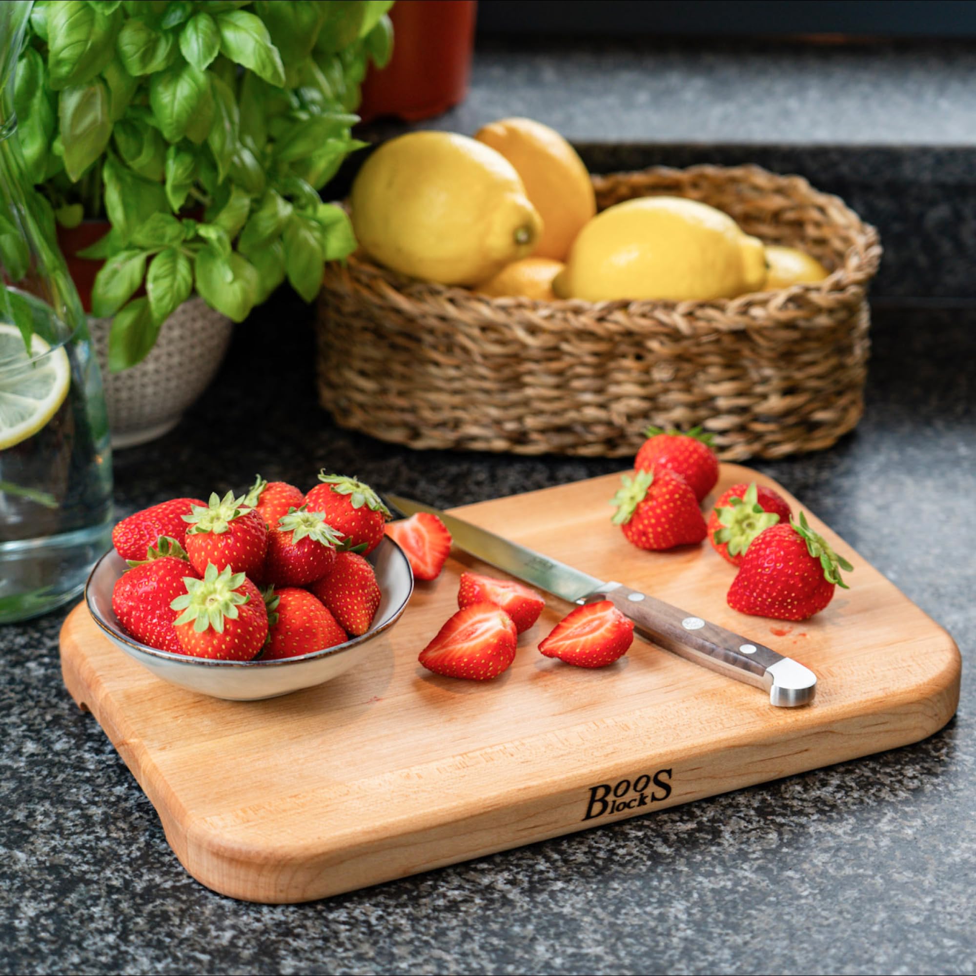Boos Block Chop-N-Serve - 30,5 x 20 x 2,5 CM - Allzweckbretter - Hackklotz - Ahorn Schneidebrett - Servierbrett - Antibakterielles Frühstücksbrettchen - Vesperbrett Holz, Braun-
