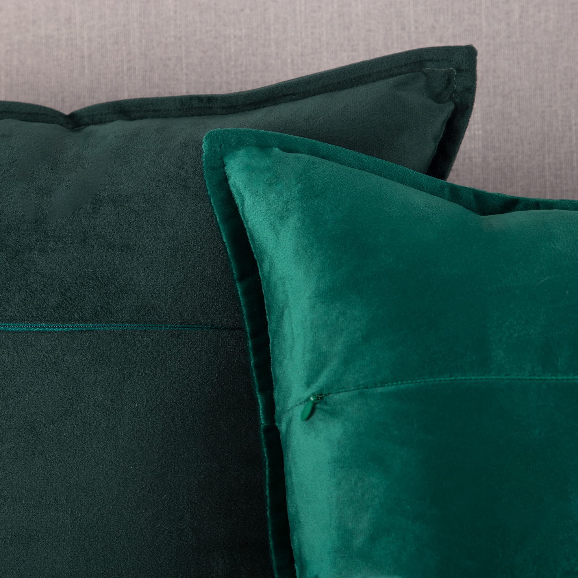 Madizz 2 Pezzi Federe in Velluto Copricuscini Morbido Decorativo Fodere per Cuscino Lusso Stile per Divano Camera da Letto Verde Esercito Quadrate 40x40 cm