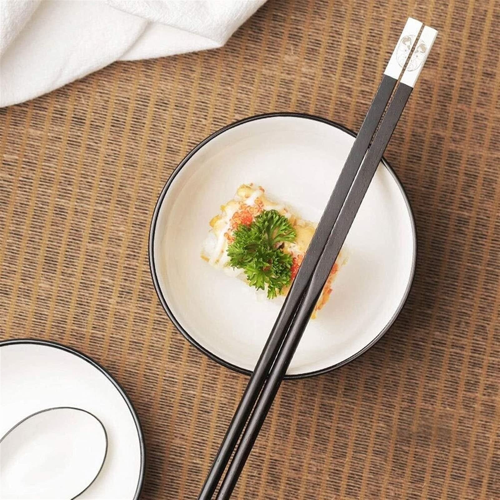 SePkus Baguettes, 5 Paires de Baguettes réutilisables, Baguettes en Bois Naturel, Coffret Cadeau de Baguettes en Bois de Style Chinois, Baguettes légères avec Support