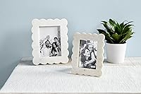 Vista 2 de Mud Pie Marco de mármol festoneado, pequeño, 4x6