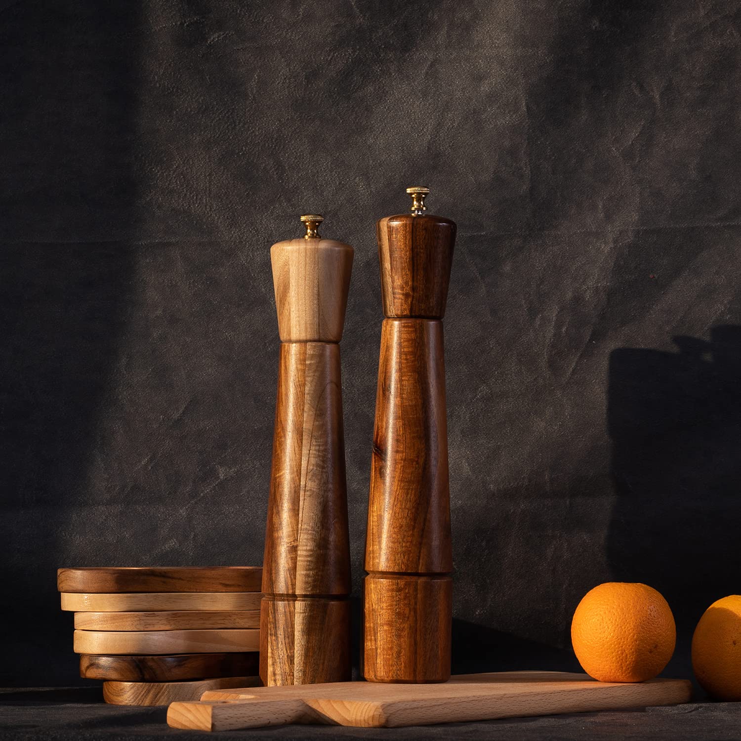 Salz- und Pfeffermühlenset, Verstellbare Keramikmahlwerk Salzmühle, Edelstahlmahlwerk Pfeffermühle, Akazienholz, 32 cm Höhe, Boden DIA 6 cm (Tablett ist nicht enthalten)