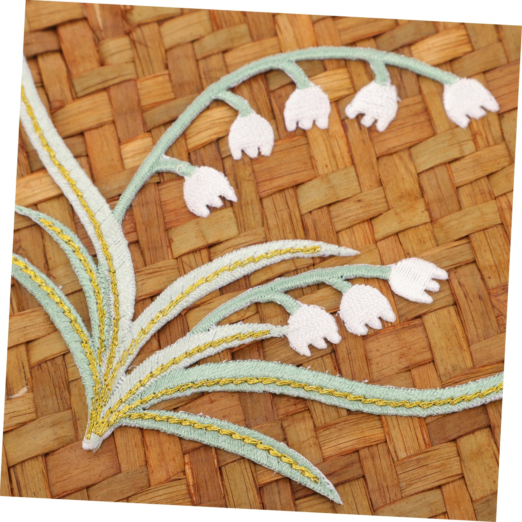 HAPINARY Wicker Basket Storage Cabinet Woven Laundry Basket Lid Sewing Organizer Box