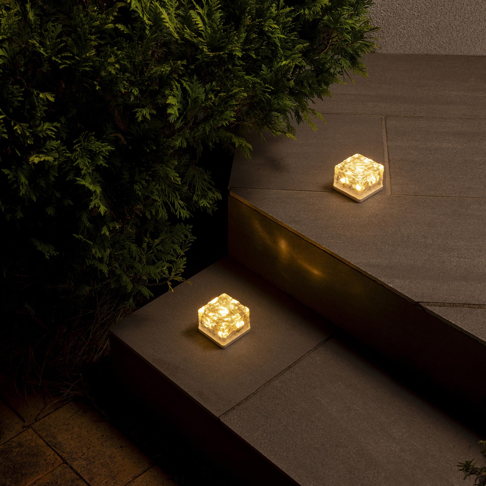 Amazon | タカショー ソーラーライト 屋外 ソーラー ガラスブロック