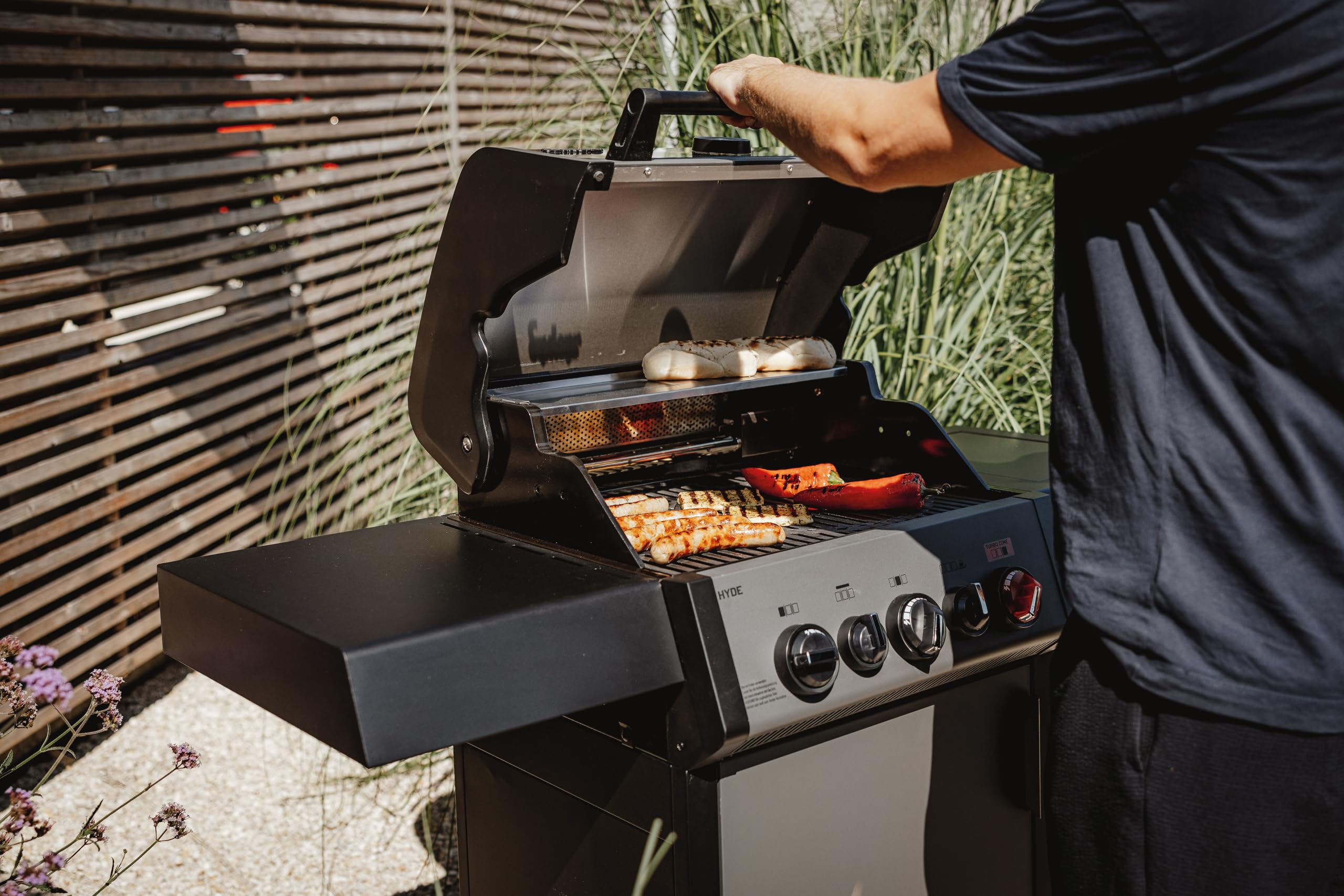Enders Hyde 3 SIKR Turbo Barbecue a Gas 3 Bruciatori, Zona Turbo Infrarossi 800°C, Backburner Infrarossi, Fornello Laterale, Griglia 54x42 cm