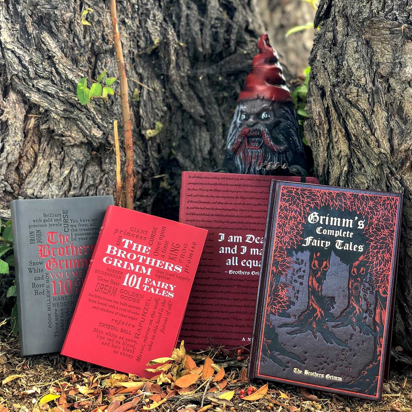 Grimm's Fairy Tales Gold Spine Detail