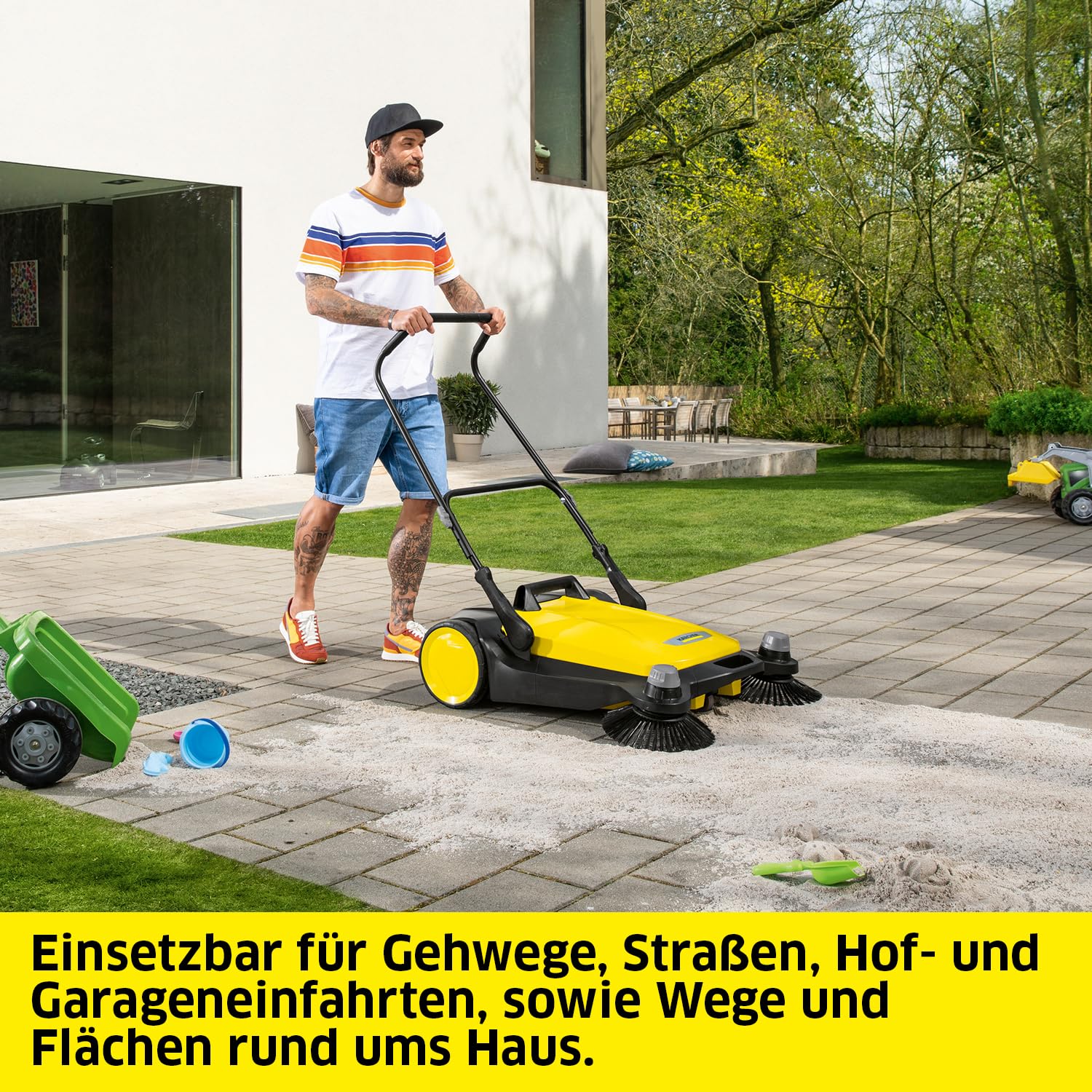 KÄRCHER Kehrmaschine S 6 Twin (Max. Flächenleistung: 2500 m²/h, 2 Seitenbesen, Kehrbehälter: 38 l, Arbeitsbreite: 860 mm, ergonomisch Schubbügel, selbststehender Kehrbehälter)