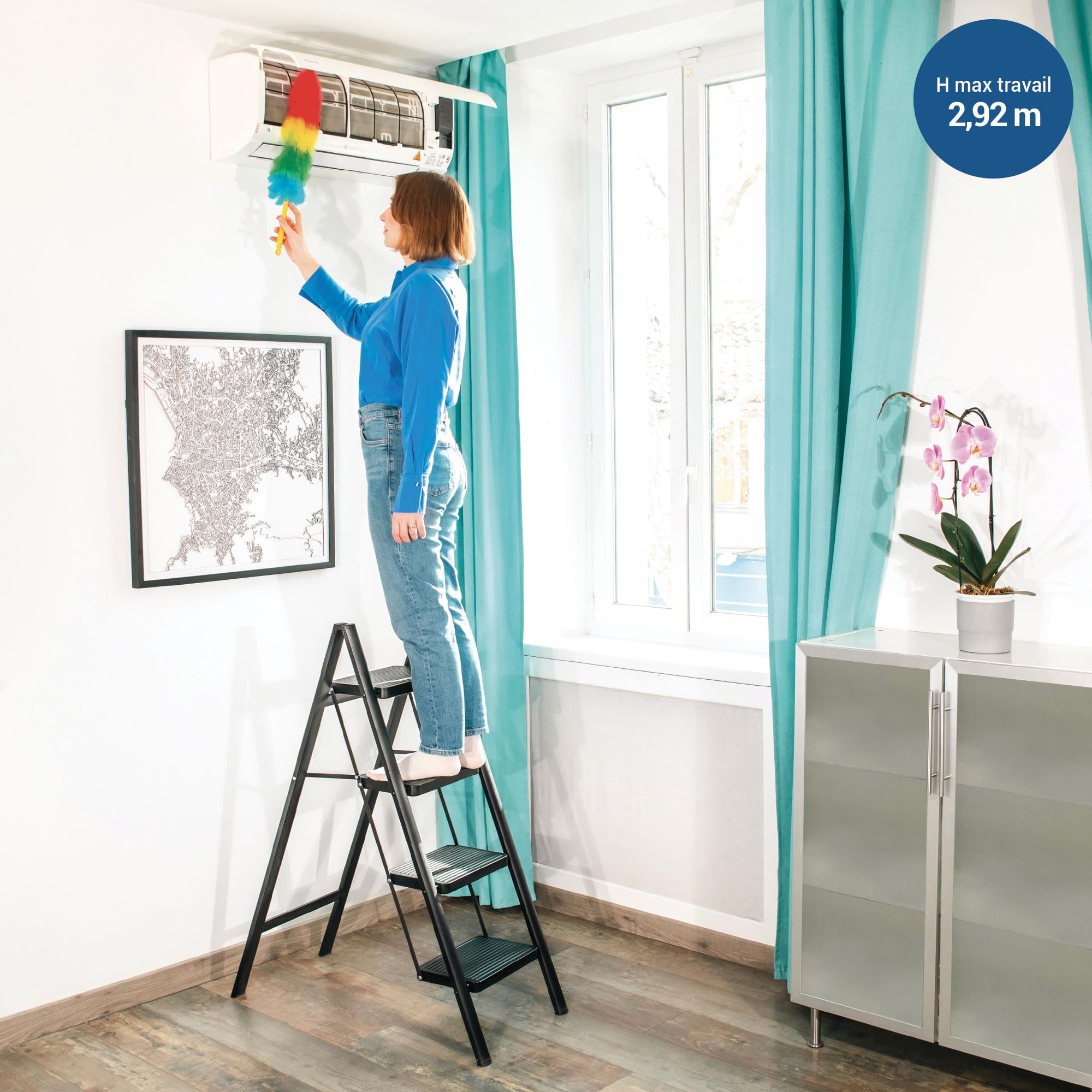 HOSTRÖM Escabeau 4 marches FOLDPACT4, Marche Pied Pliable, Design Ultra-Compact, Marches Larges 17,5 cm, Acier, Etagère temporaire, Garantie 5 Ans