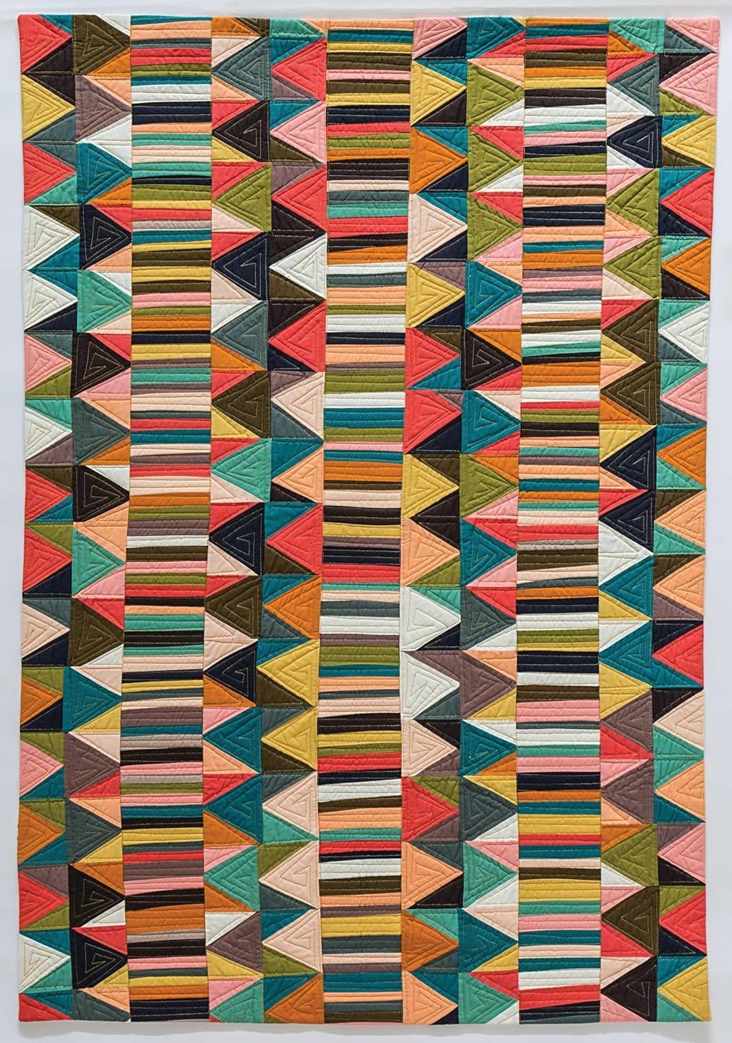 Improv Patchwork: Dynamic Quilts Made with Line & Shape - Image 4