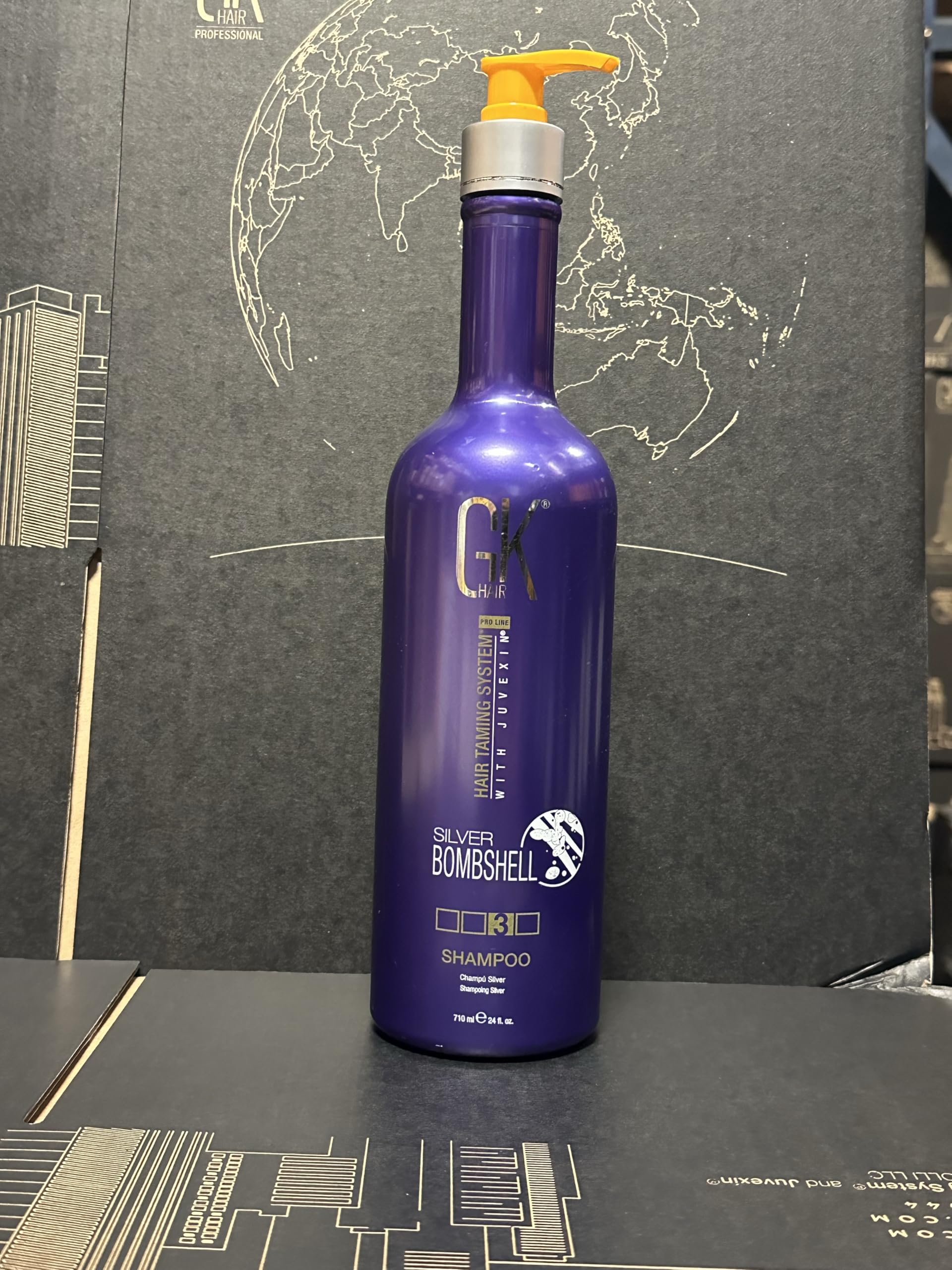 GK HAIR Global Keratin Silver Bombshell/Purple Shampoo (24 FL Oz/710 ml) per capelli biondi, platino, cenere, argento e grigi idrata i capelli secchi e danneggiati rimuove i toni giallo-ottanio