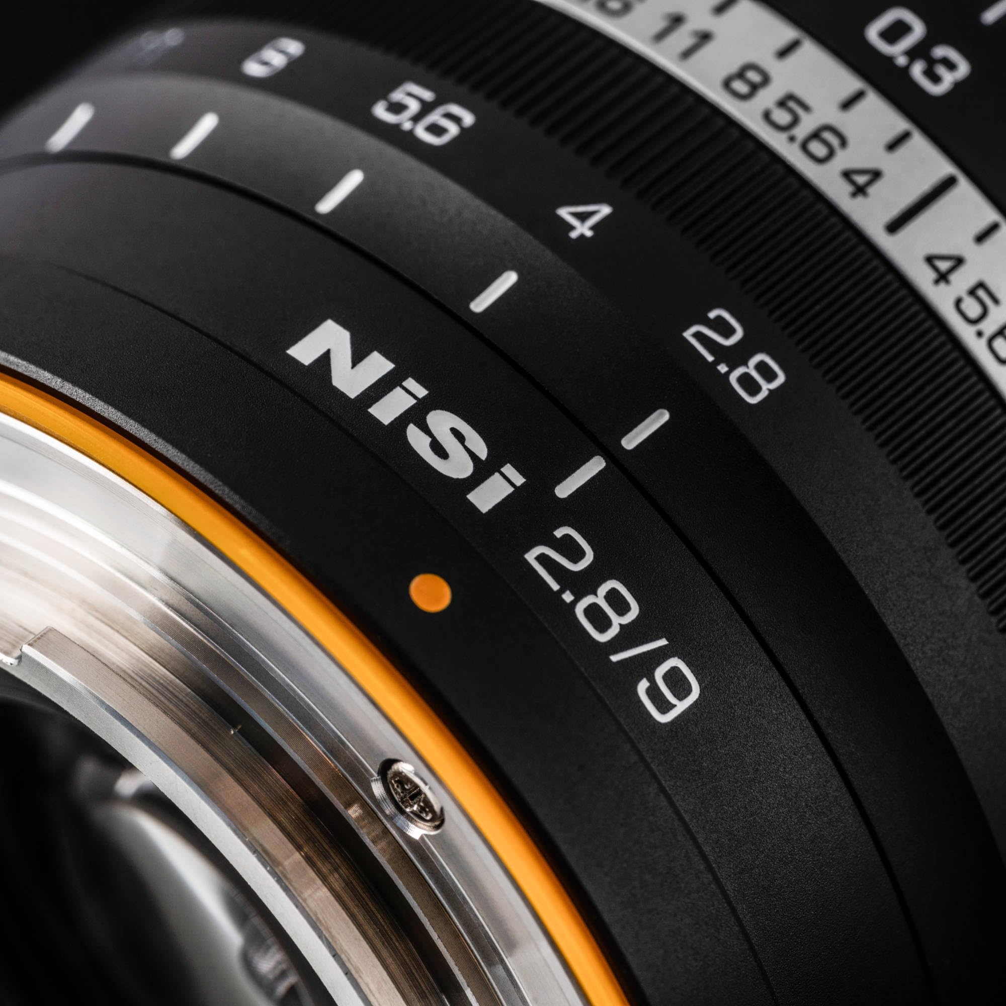 NiSi 広角レンズ 9mm F2.8 ASPH APS-C CanonRF Amazon | NiSi 単焦点 広角レンズ 9mm F2.8 ASPH APS-C Canon RF