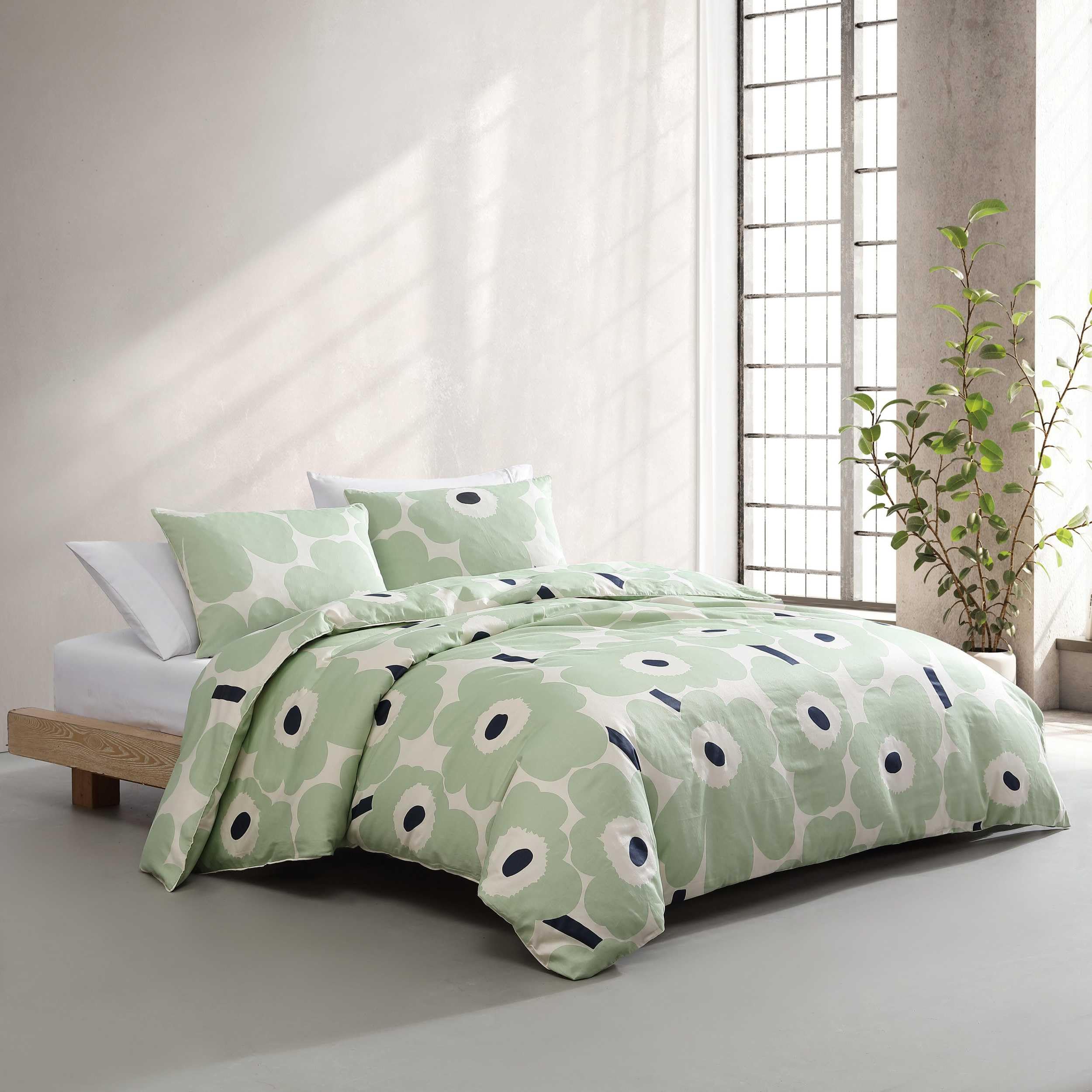 Amazon｜MARIMEKKO - 羽毛布団、毎日の家庭用、ソフトで快適なデザイン