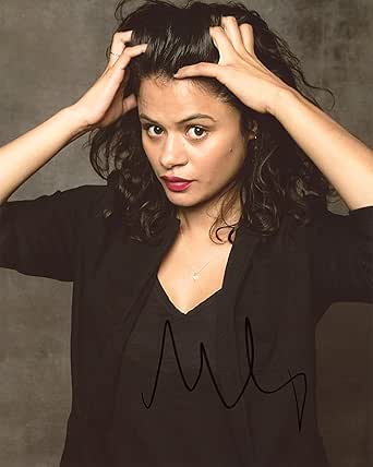 Melonie Diaz"Charmed" AUTOGRAPH Signed 8x10 Photo B at Amazon's