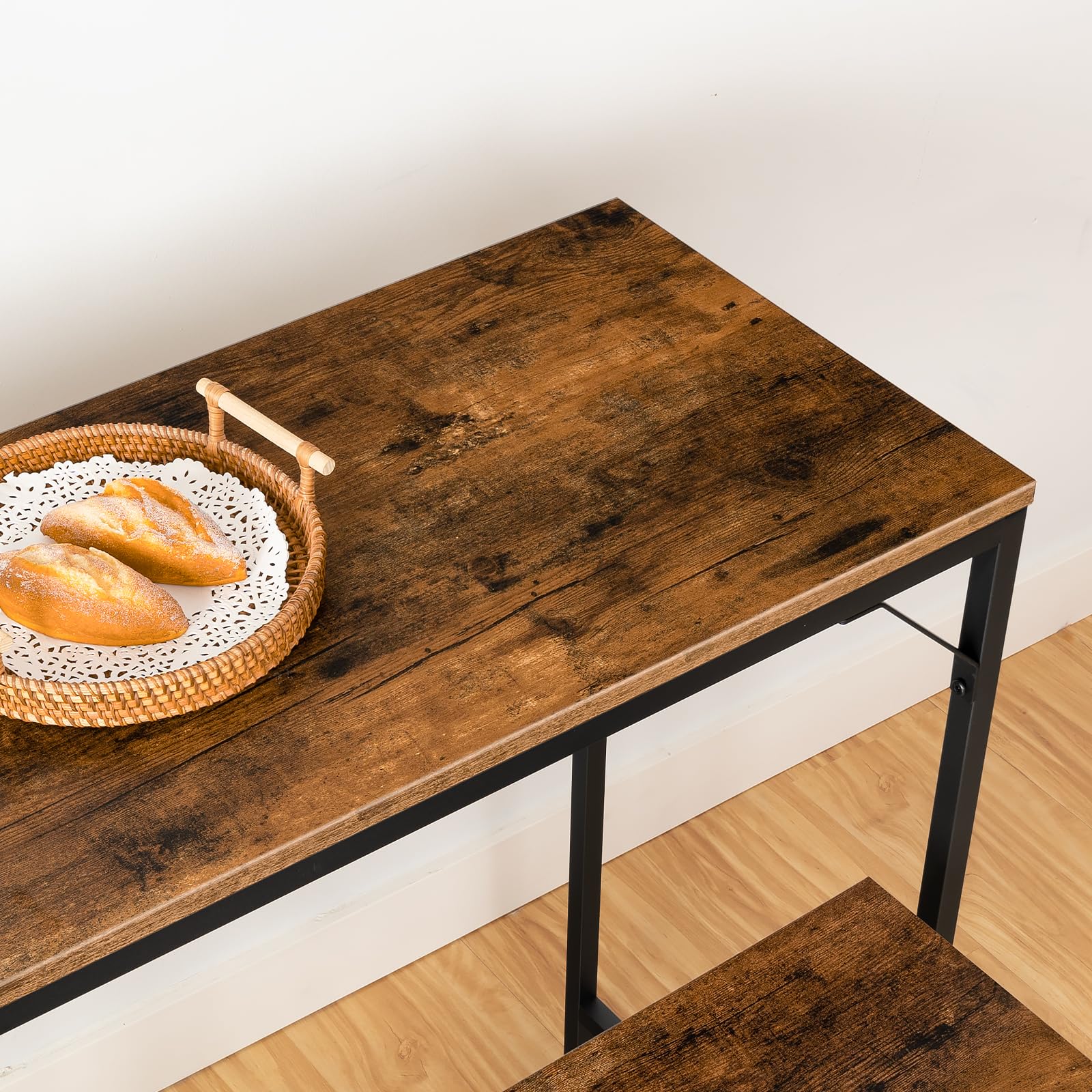 HOOBRO Juego de Mesa y 2 Taburetes de Bar, Estilo Industrial, Mesa de Comedor con 2 Asientos, 120 x 40 x 91 cm, para Sala de Estar, Cafetería, Cocina, Negro y Marrón Rústico EBF46BT01