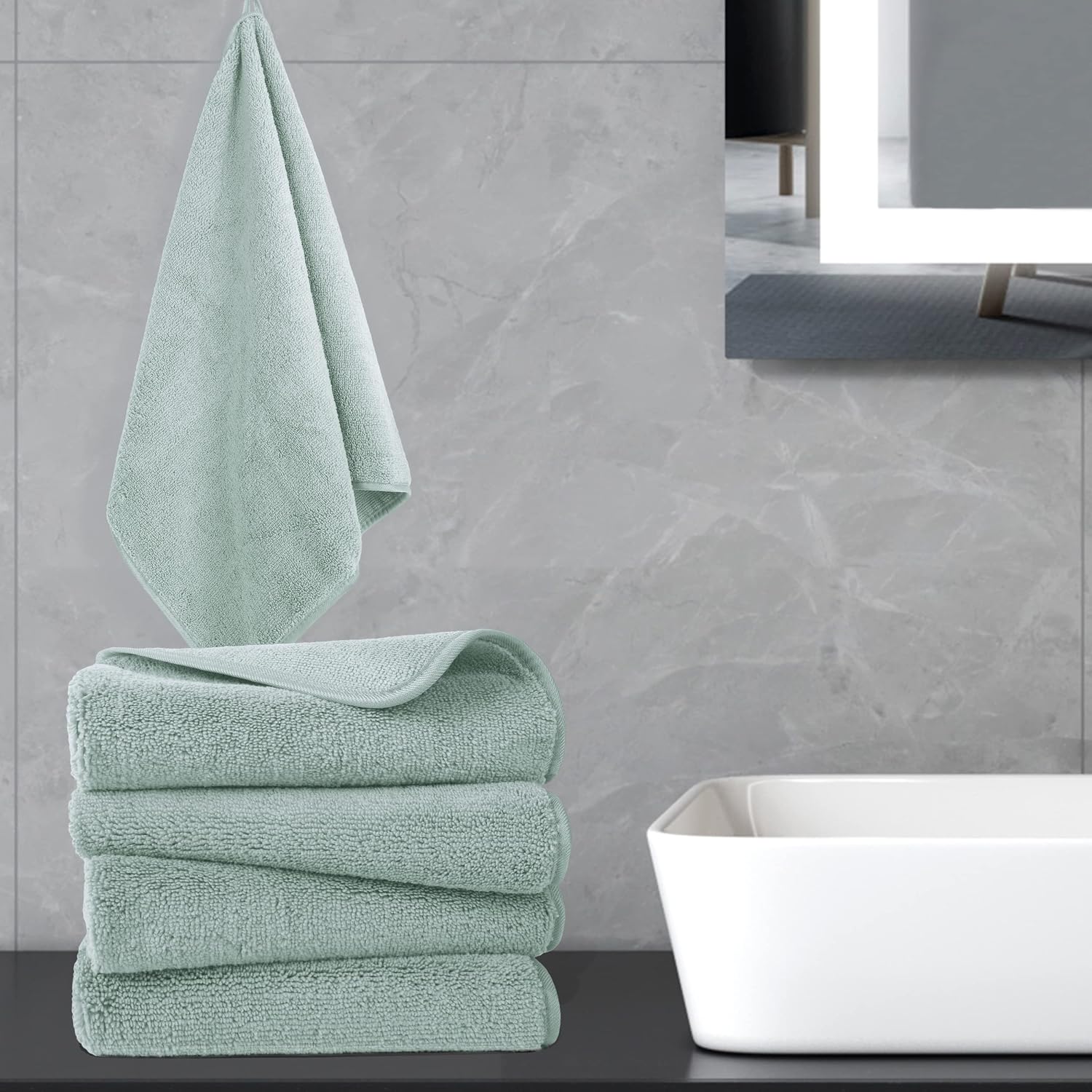 POLYTE Quick Dry Lint Free Microfiber Hand Towel, 16 x 30 in, Set of 4 (Green)
