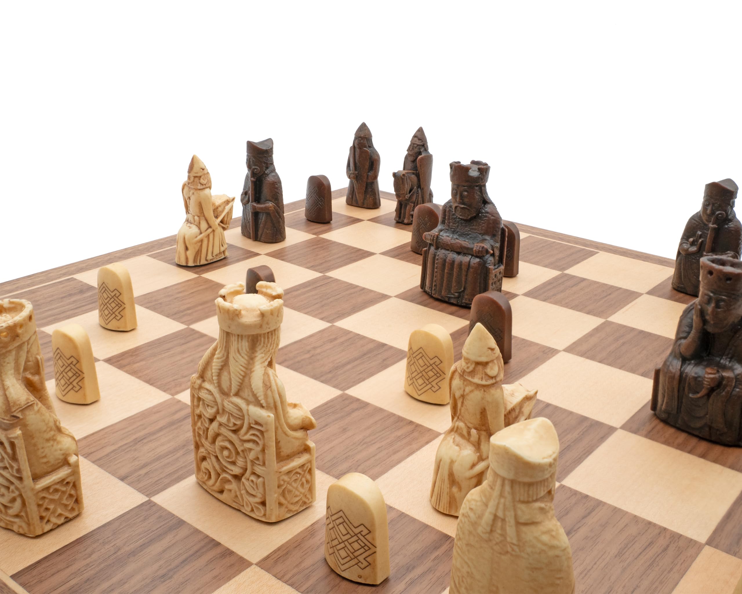 Ensemble d'échecs de luxe de l'île de Lewis – Lesté et feutré – Planche de placage noyer et érable avec protections en caoutchouc – Comprend des règles, un dépliant de l'île de Lewis et un chiffon de