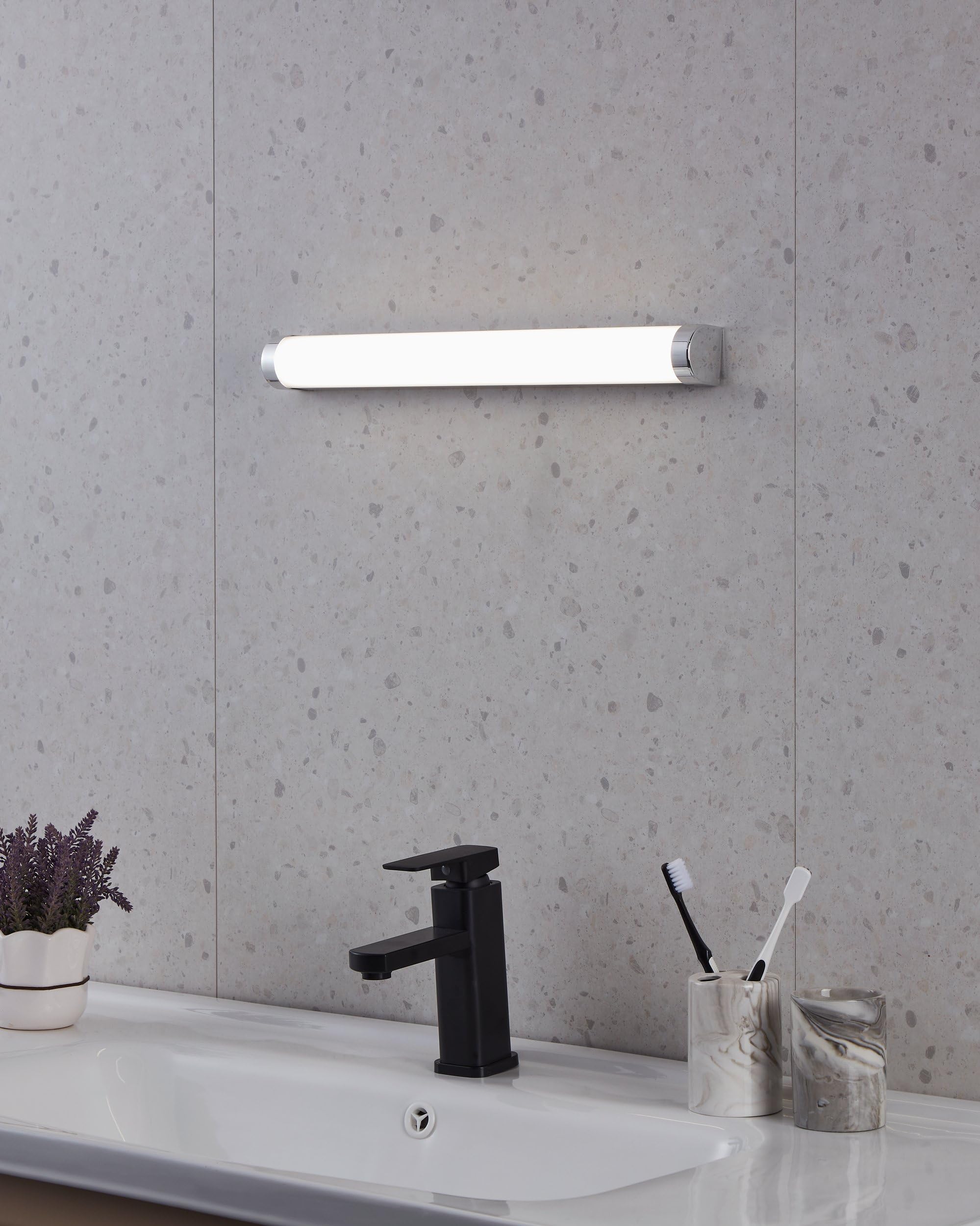 Eglo LED lámpara de espejo Tragacete 1, iluminación de baño de metal en plata, blanco e cromo, antihumedad, blanco neutro, IP 44, L 45 cm