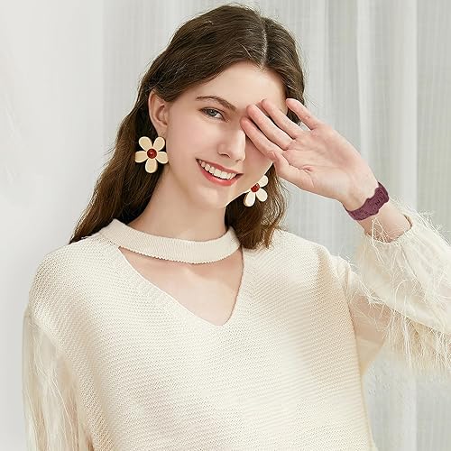 Miniatura 5 de Paquete de 2 correas de silicona grabadas con estampado floral compatibles con Apple Watch Band de 1.575 pulgadas, 1.732 pulgadas, 1.496 pulgadas,