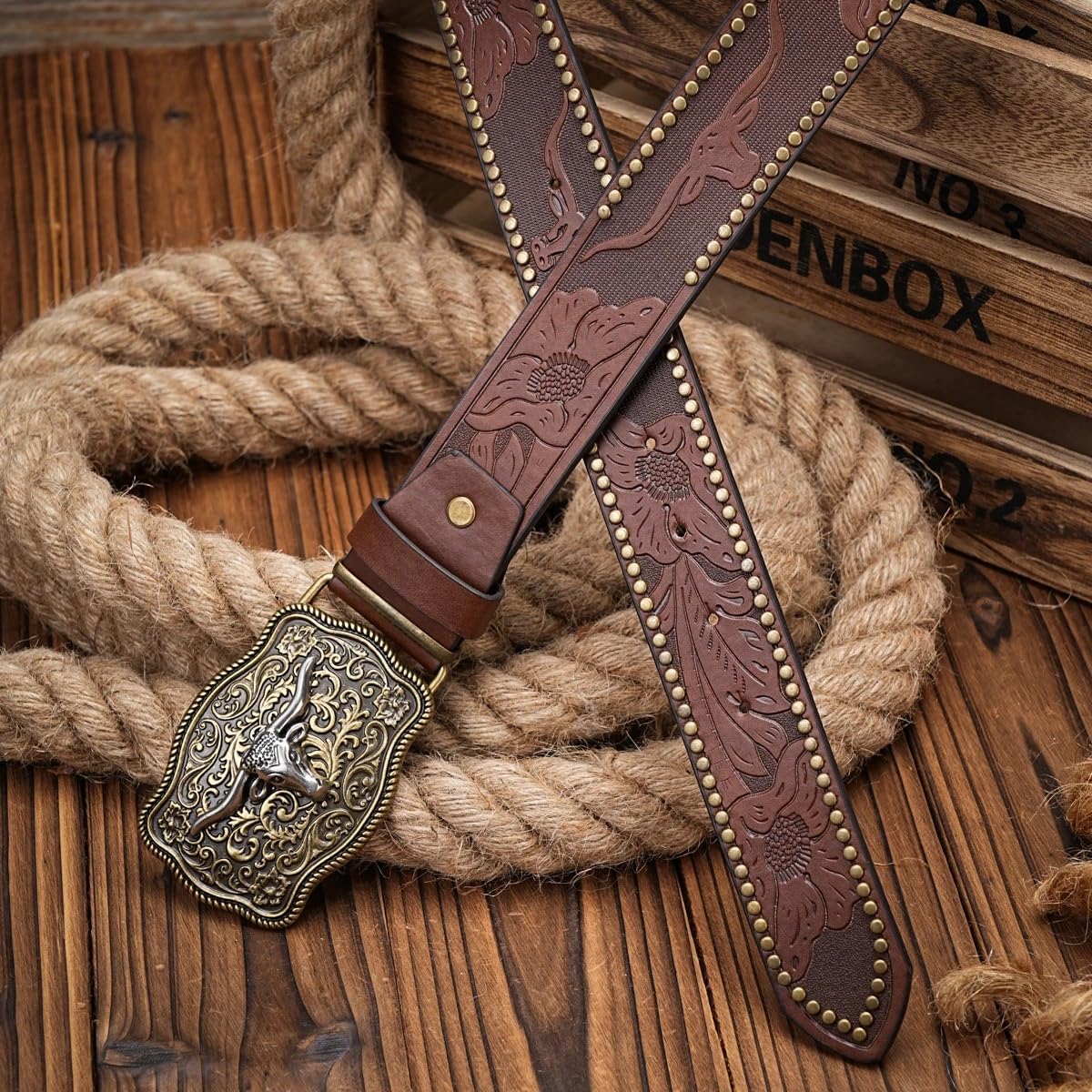 Cintura da cowboy western uomo e donna con cinturino lavorato floreale fibbia a testa di toro, cintura in pelle PU for jeans, 120 cm