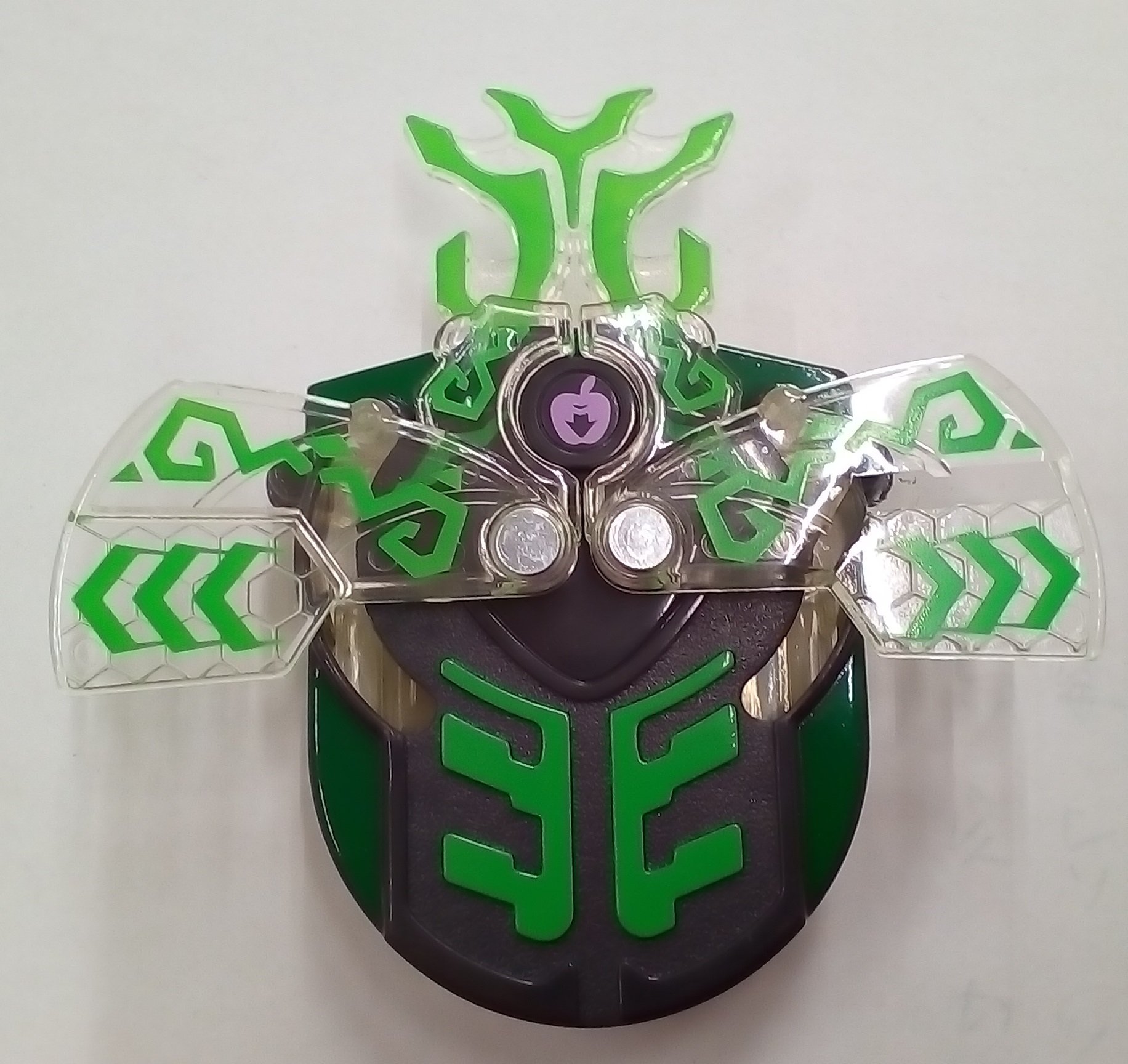 ムシキング  Vガジェ  ☆ 新品～・多数 中古品 Amazon.co.jp: 新甲虫王者ムシキング 超神化2弾 重力のVガジェ カブト