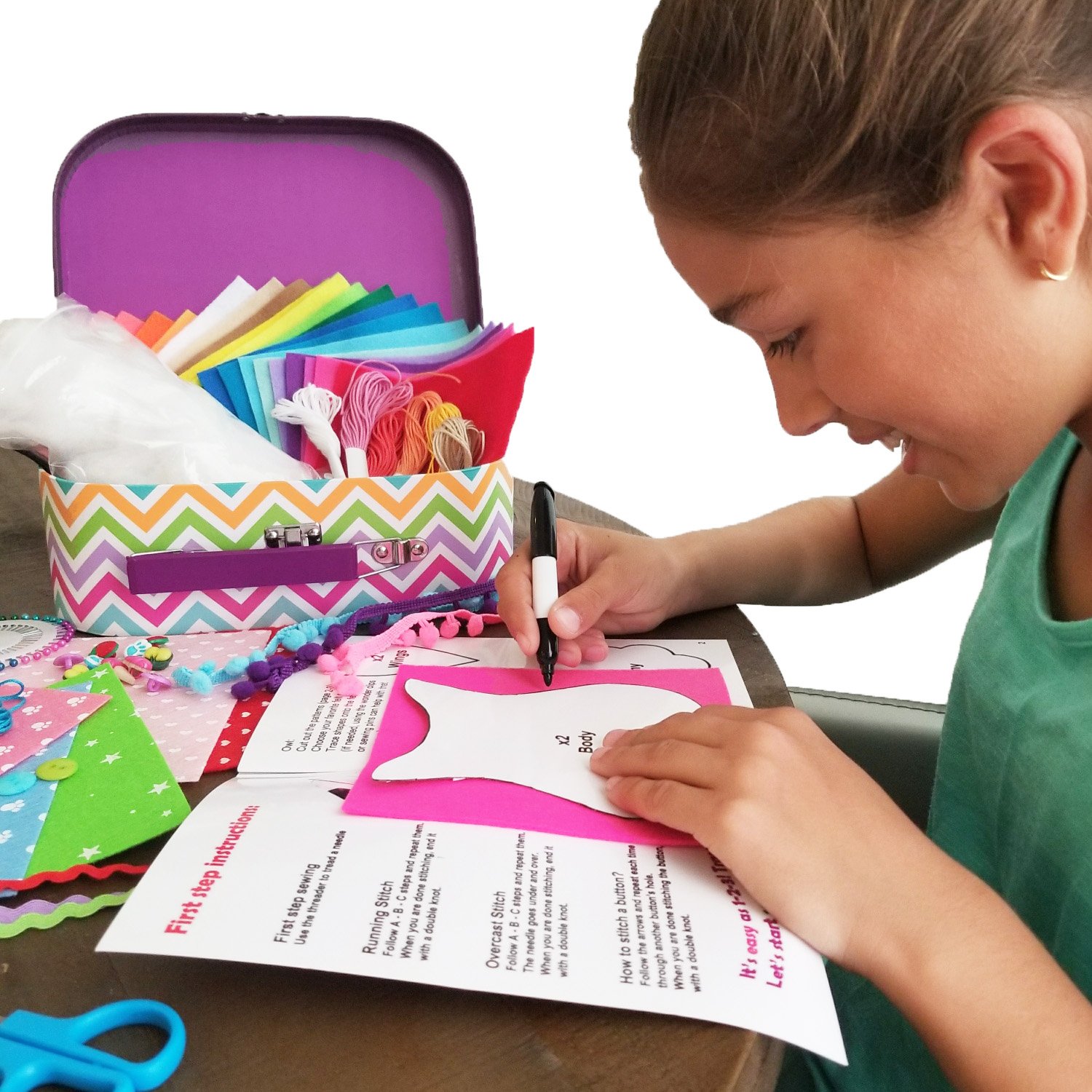 Kit de costura para niños con temática de búho con folleto, plantilla y estuche de viaje 8