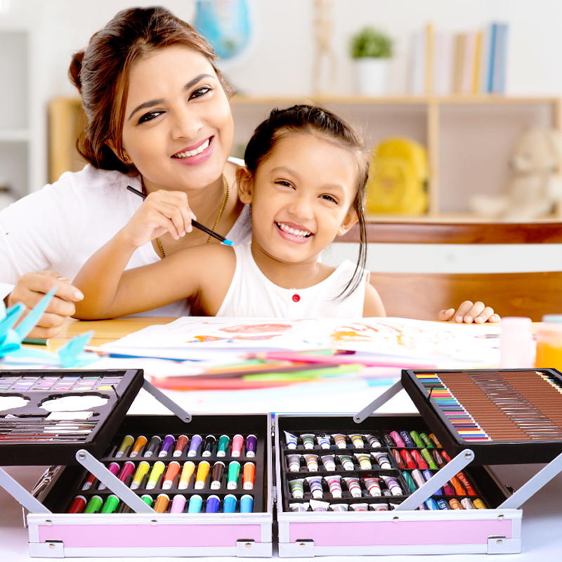Like It 145-Piece Deluxe Art Set with Crayons, Oil Pastels