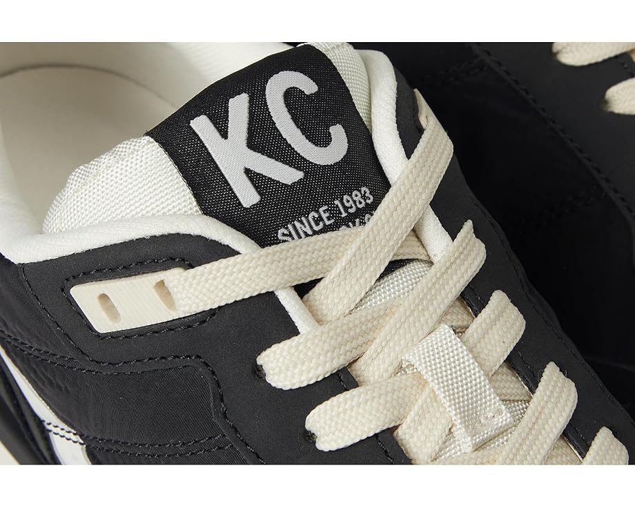 Kenneth Cole Pryor - Right View