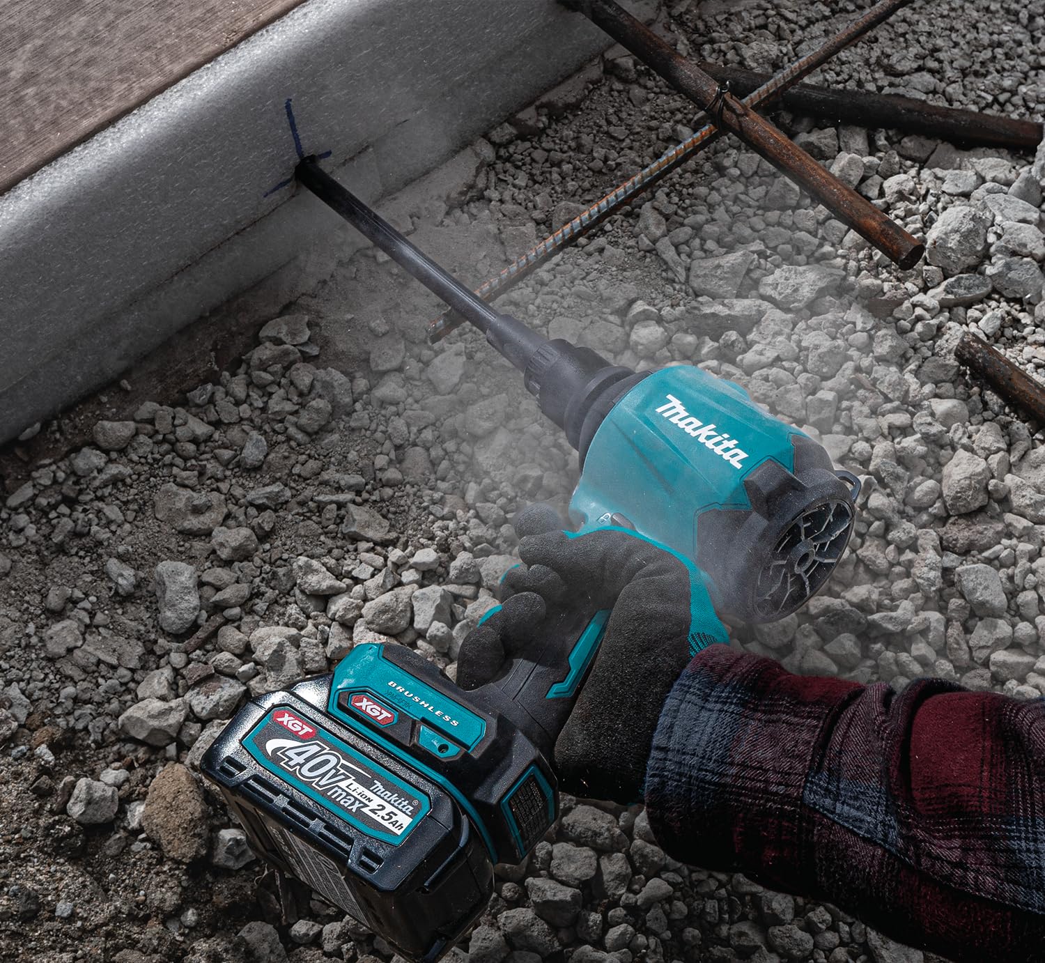 Makita AS001GA102 Ventilateur sans Fil 40 V Max. / 2,0 Ah 1 Batterie + Chargeur dans Un Sac de Transport Bleu pétrole