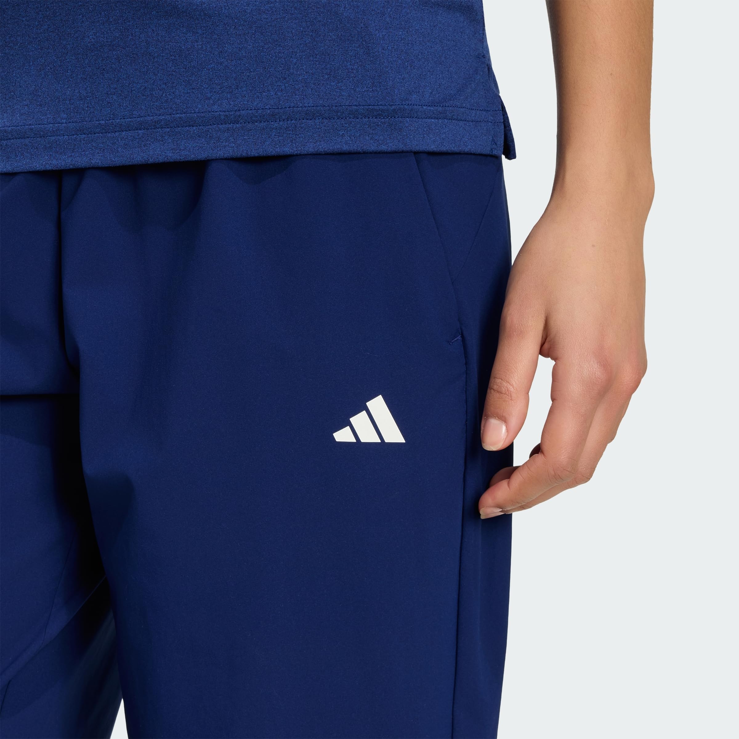 adidas Kobiety Workout Essentials Woven Pants, dark blue, XS