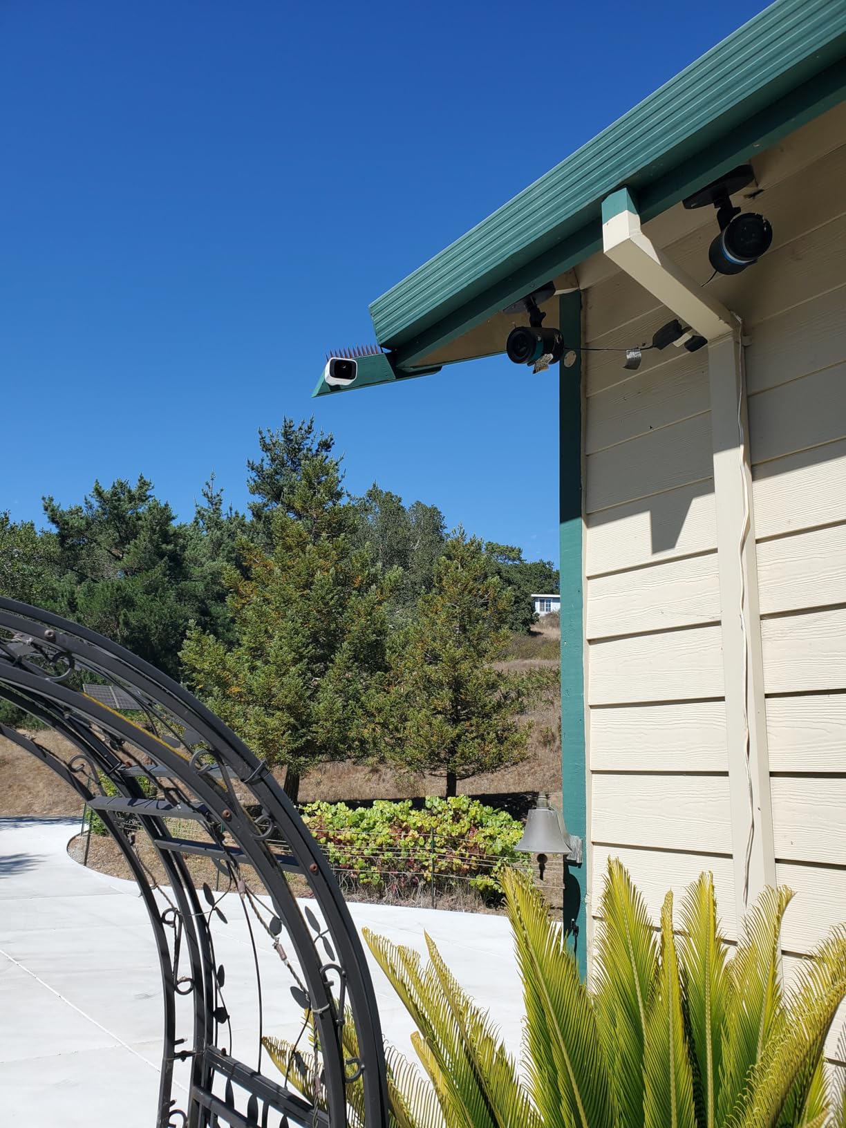 Customer image from B T review for eufy SoloCam S340