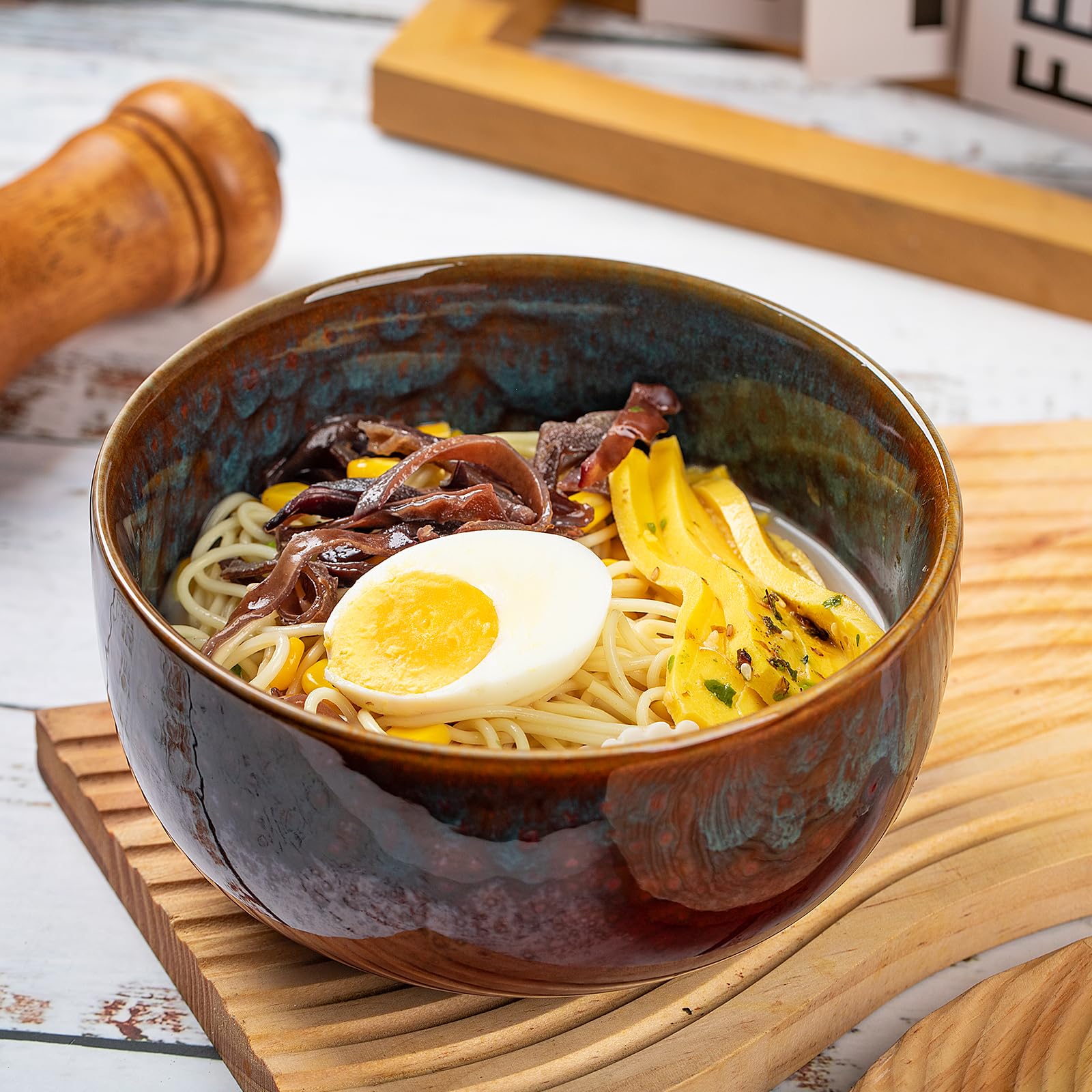 Japanese Ceramic Ramen Bowl Set With Spoon and Chopstick - Porcelain Soup Ciotola in Elegant Style