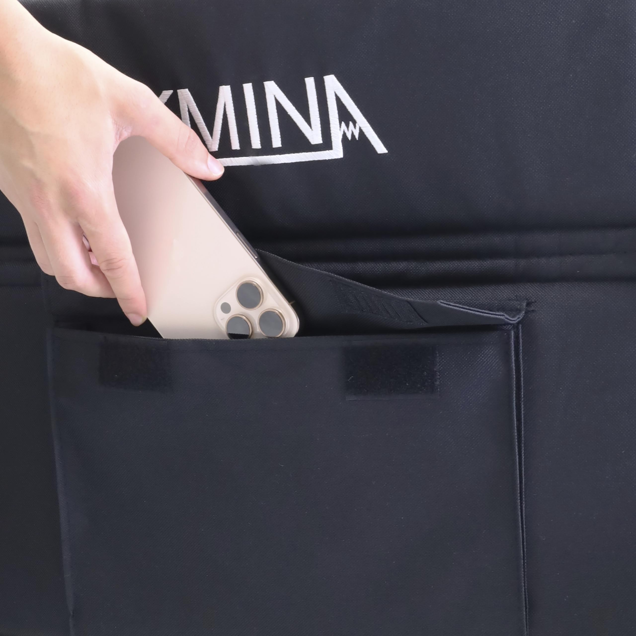 KMINA Sedia a Rotelle Pieghevole Leggera in Alluminio (Seduta 46 cm), Autospinta, Schienale e Poggiapiedi Ribaltabili, Braccioli Regolabili, Cintura e Freno a Mano