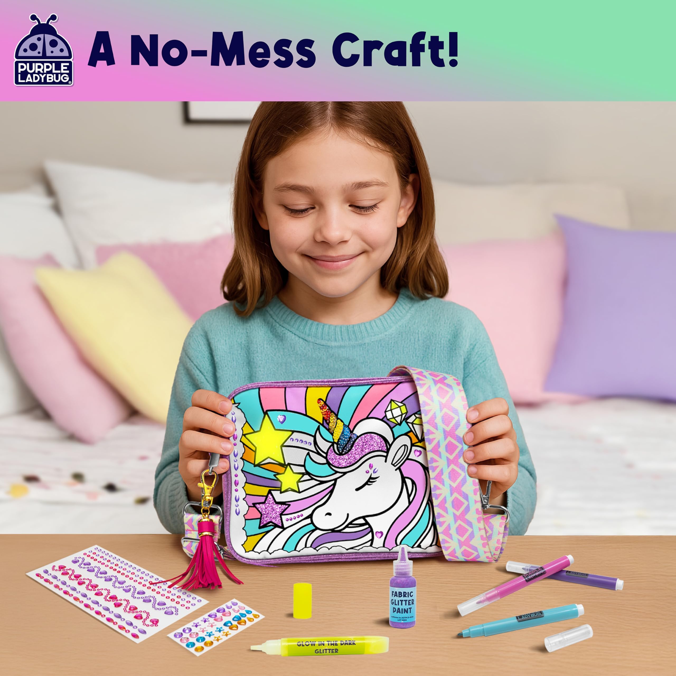 Decora tu propio kit de bolsa cruzada de unicornio, regalos de Navidad para niñas con bolígrafo con purpurina que brilla en la oscuridad, calcomanías de gemas y pintura de tela, ideas de regalo de 6