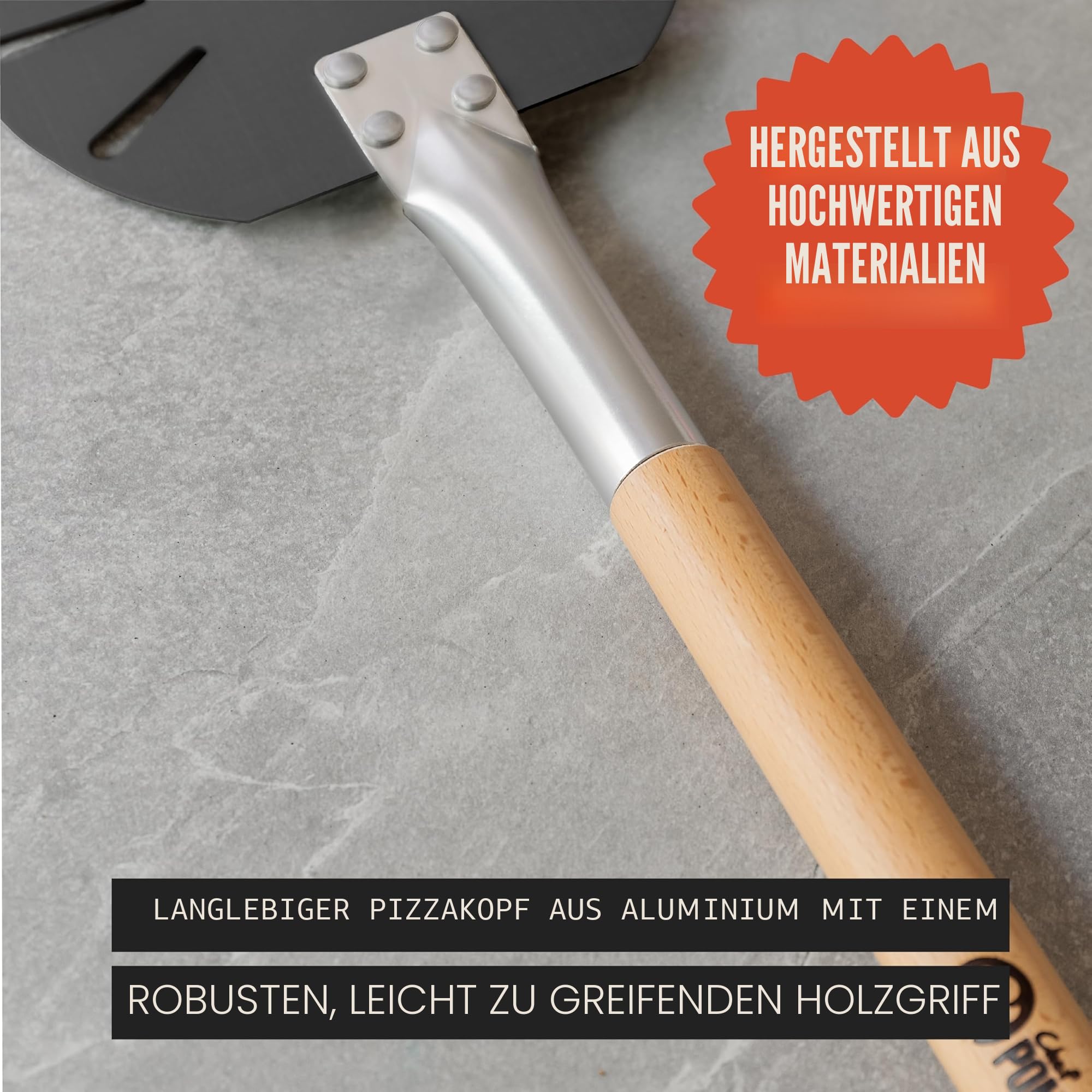 Chef Pomodoro Pizzaschieber – Pizzaschaufel – Pizza Schaufel Metall – Aluminium Pizzaschieber mit Holzgriff – Pizzaschieber für Pizzastein - Pizza Schaufel für den Grill & Backofen (17,8 cm)