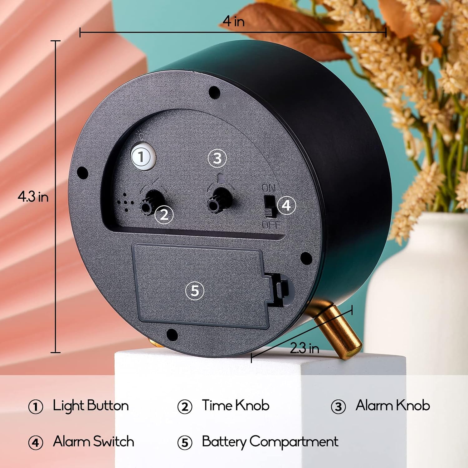 FLOITTUY 4 inches Super Silent Alarm Clock, Classic Black Beep Wake Round Alarm Clock with Night Light,Battery Operated,Easy Set Entry Lux Stylefor Desk, Bedroom and Home Decoration