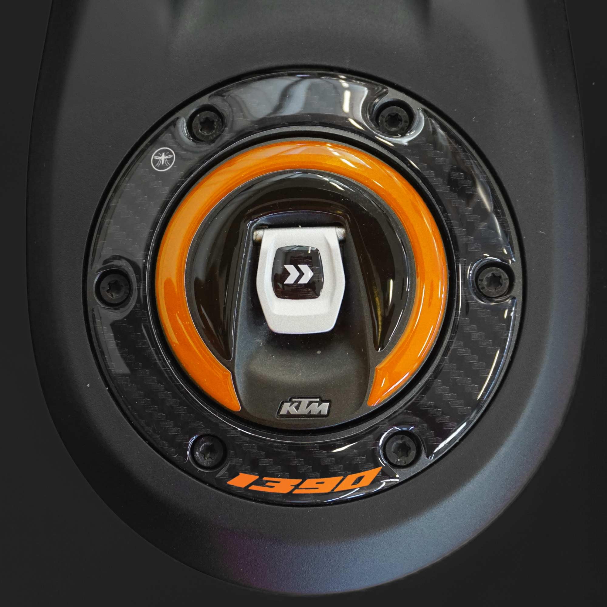 Kit Adesivi Resinati 3d Serbatoio moto compatibili KTM 390 Duke 2021 2023 Bianco