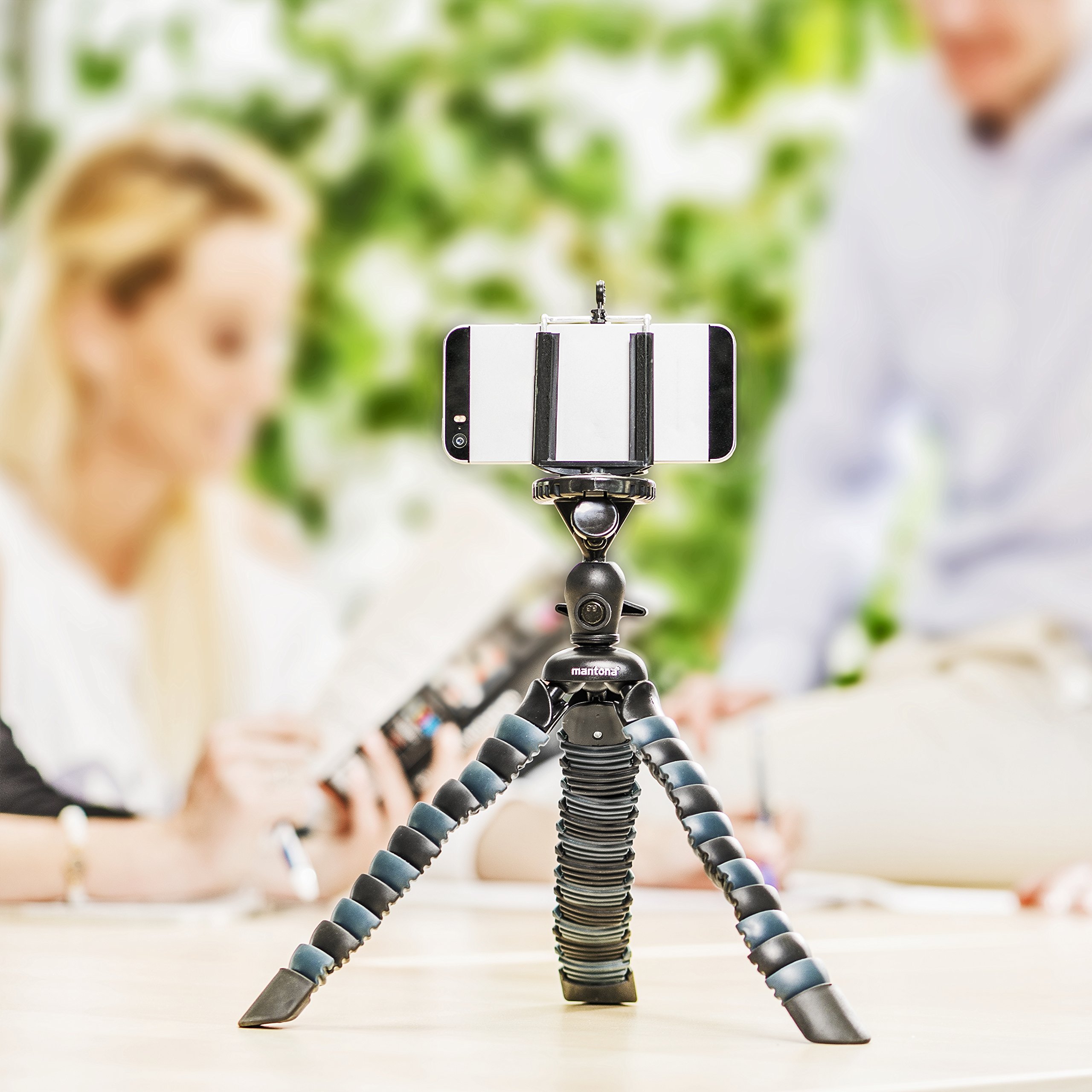 walimex pro Armadillo DSLR (do wysokości roboczej 28 cm/maksymalne obciążenie 3 kg – czarny/szary + adapter ze złączem 1/4 cala i uchwytem na smartfon